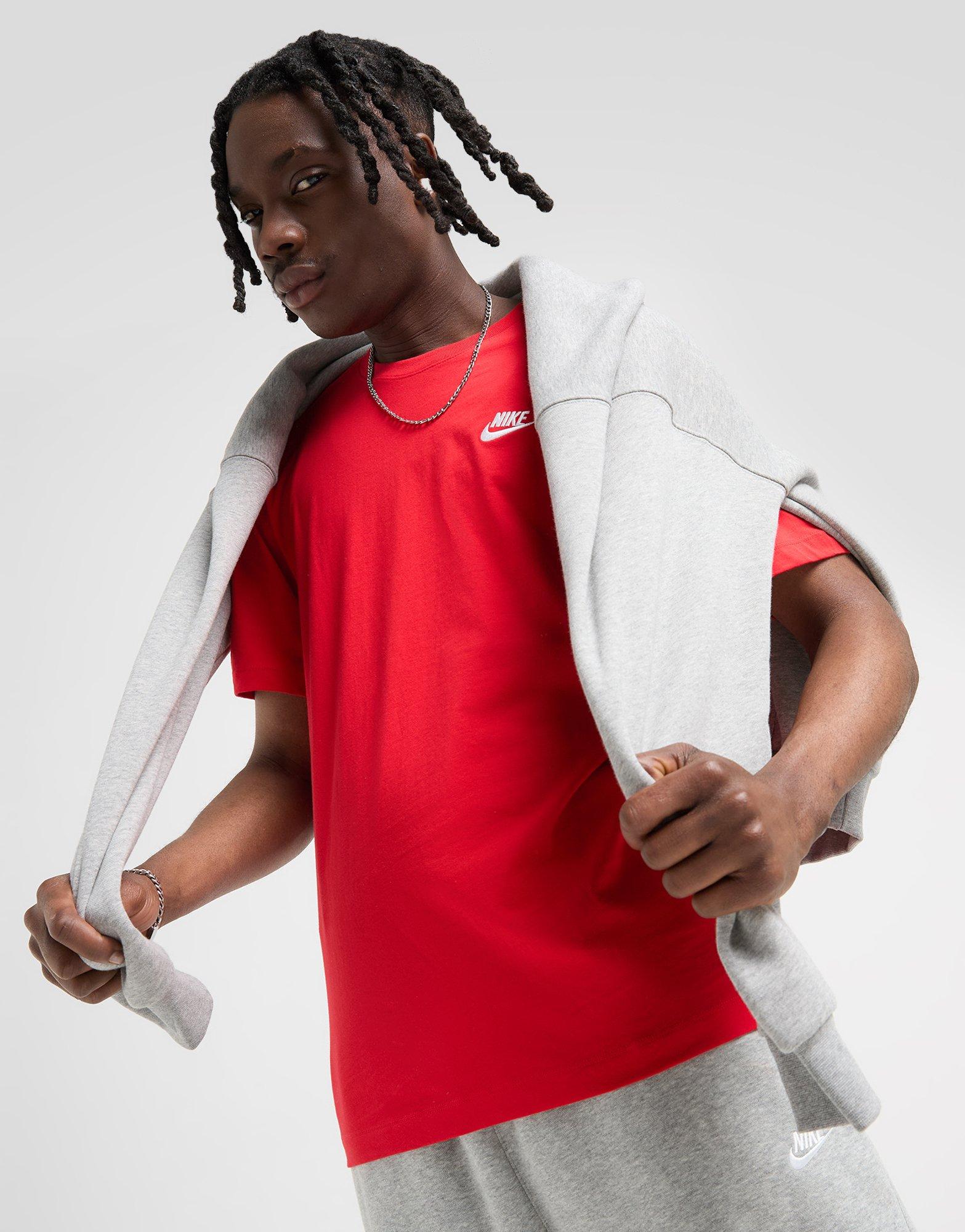 Nike Camiseta Sportswear Club