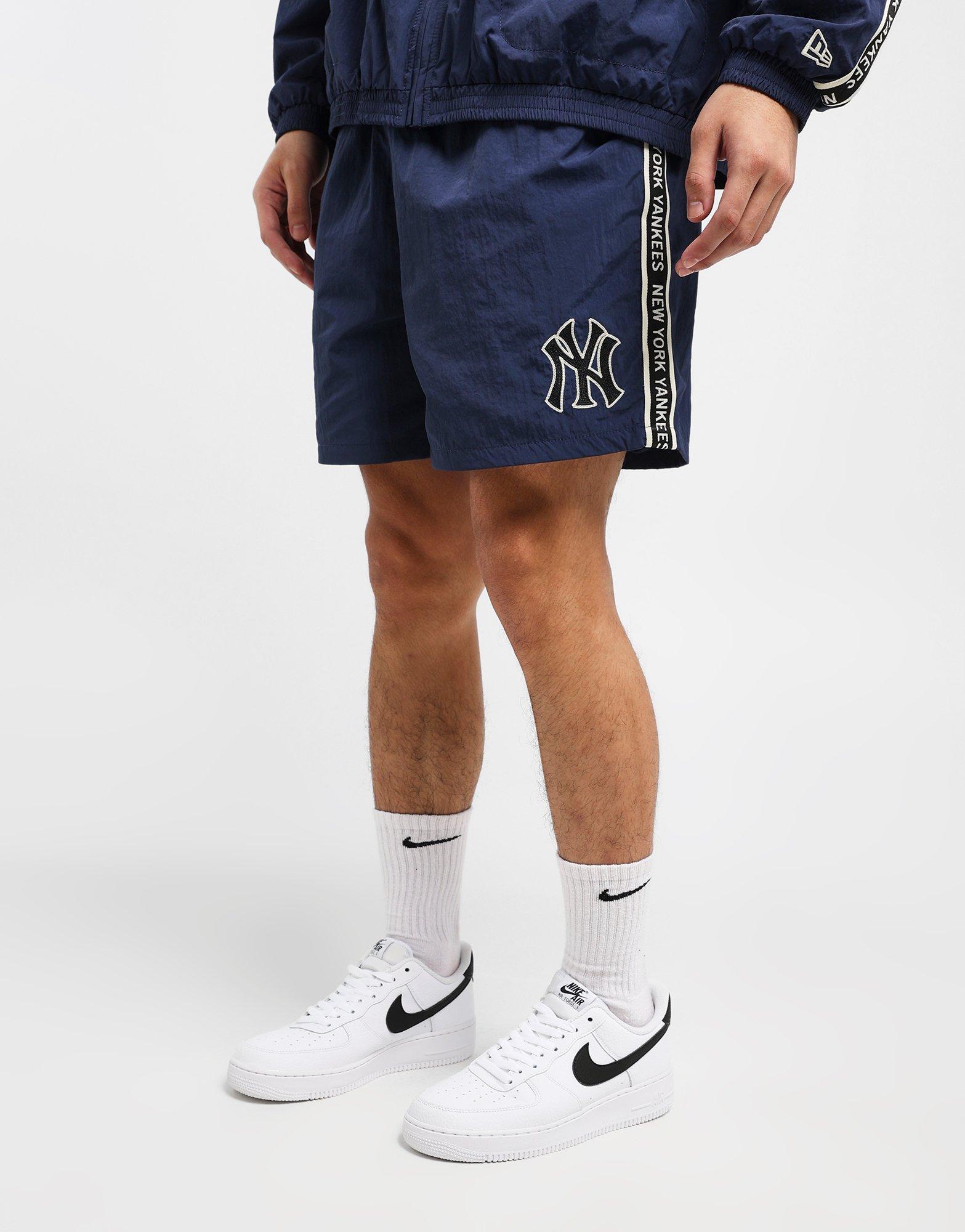 Nike yankees cheap shorts