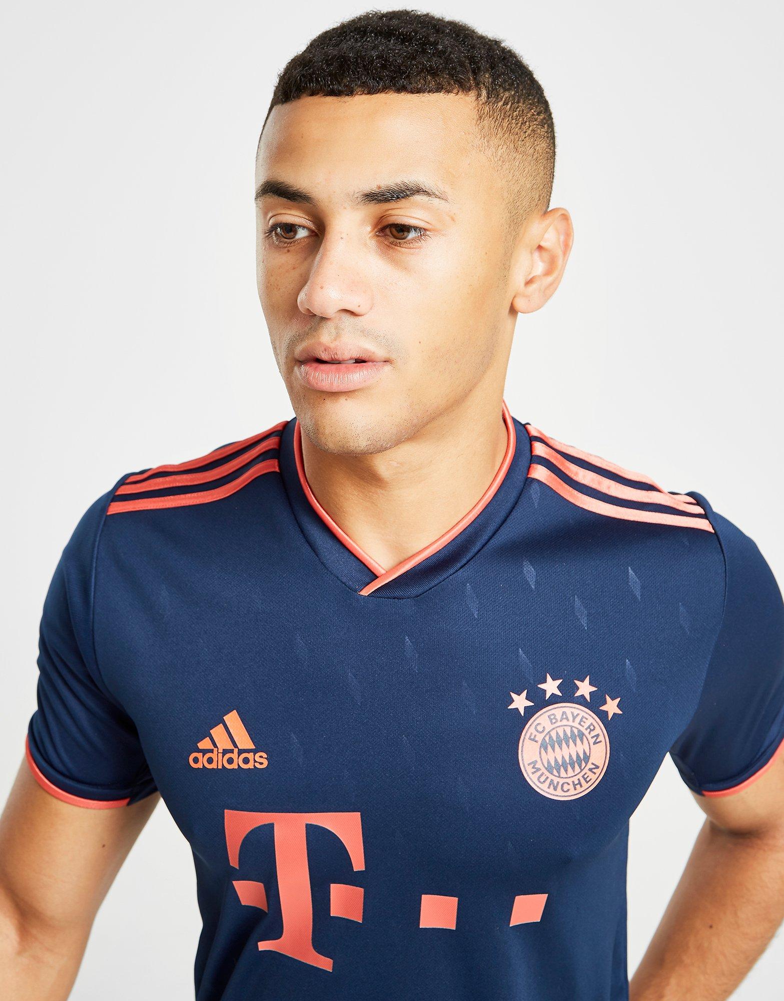 bayern blue jersey