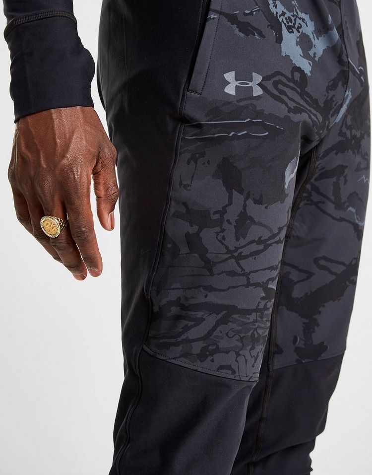 under armour camo jogger pants