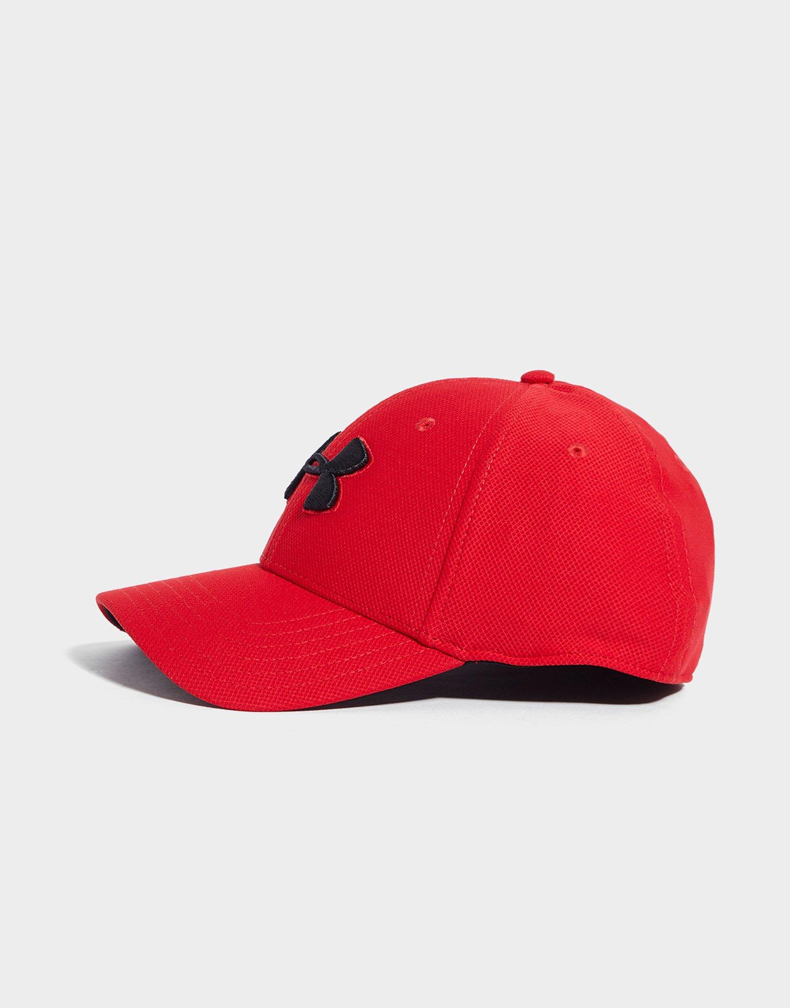 Gorra Under Armour Blitzing Color Rojo