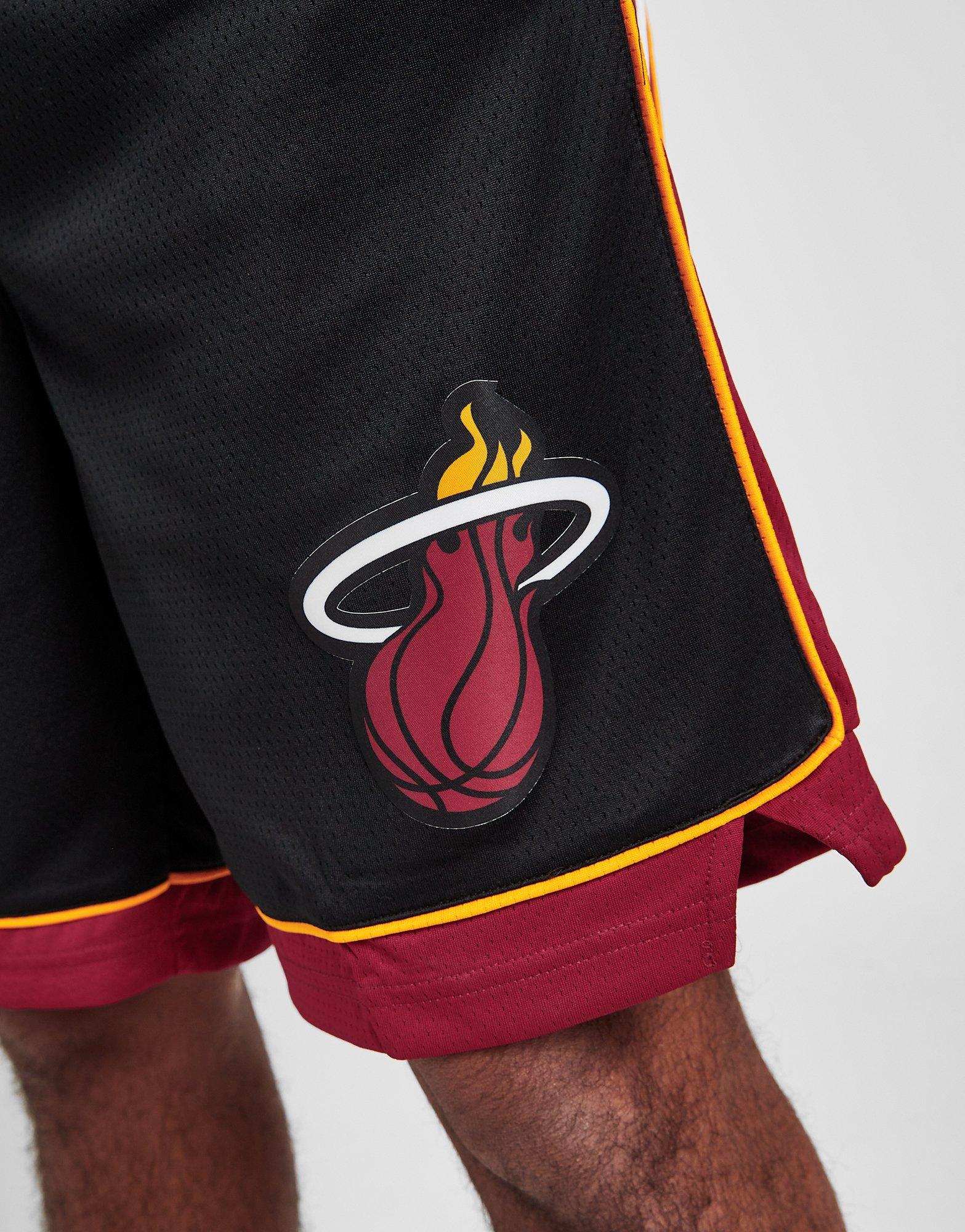 Mitchell & Ness NBA Miami Heat Swingman Shorts In Black