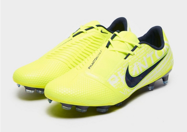 The Nike Phantom Vision Elite By You Soccer Cleat cleats