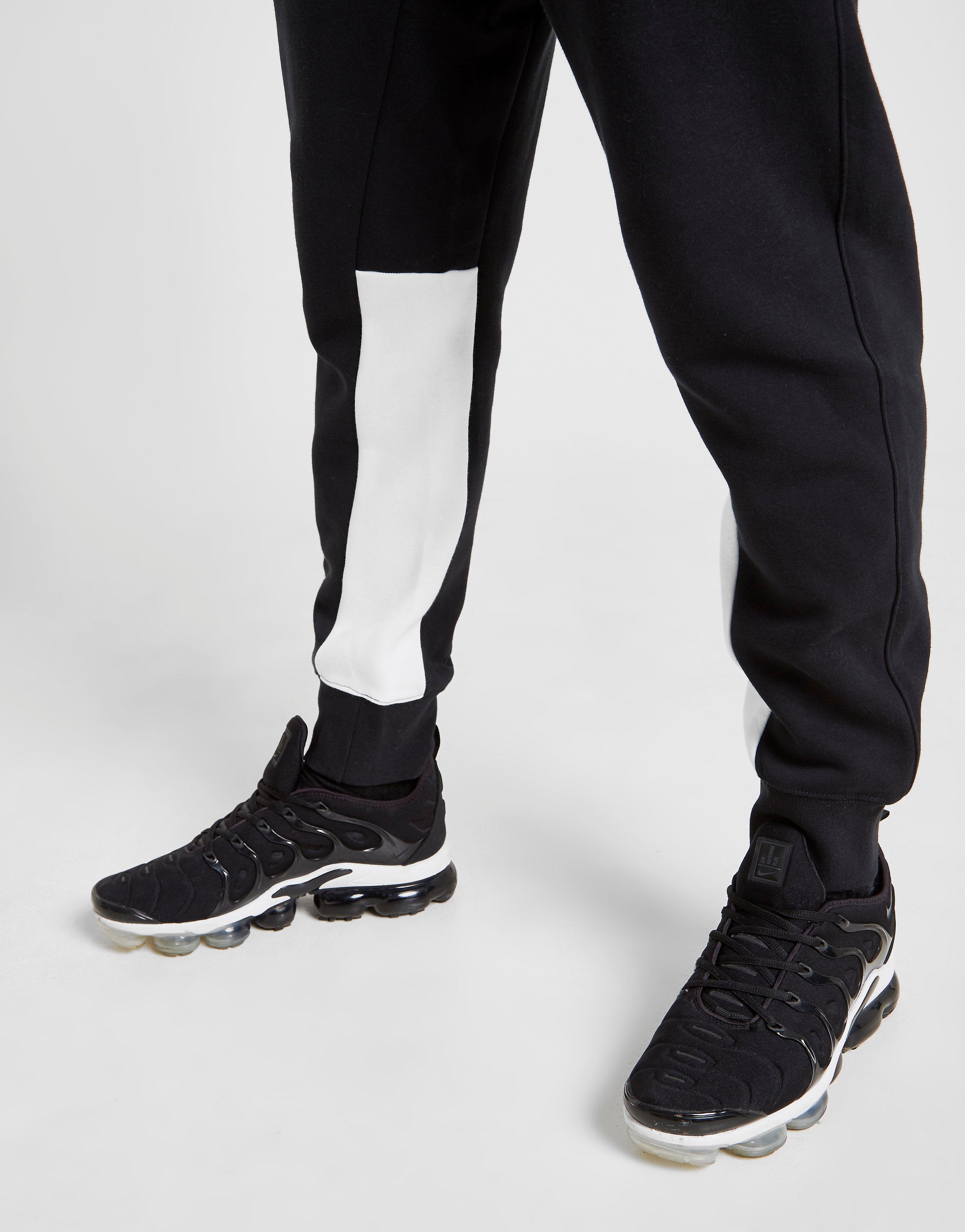 nike chariot fleece tracksuit black