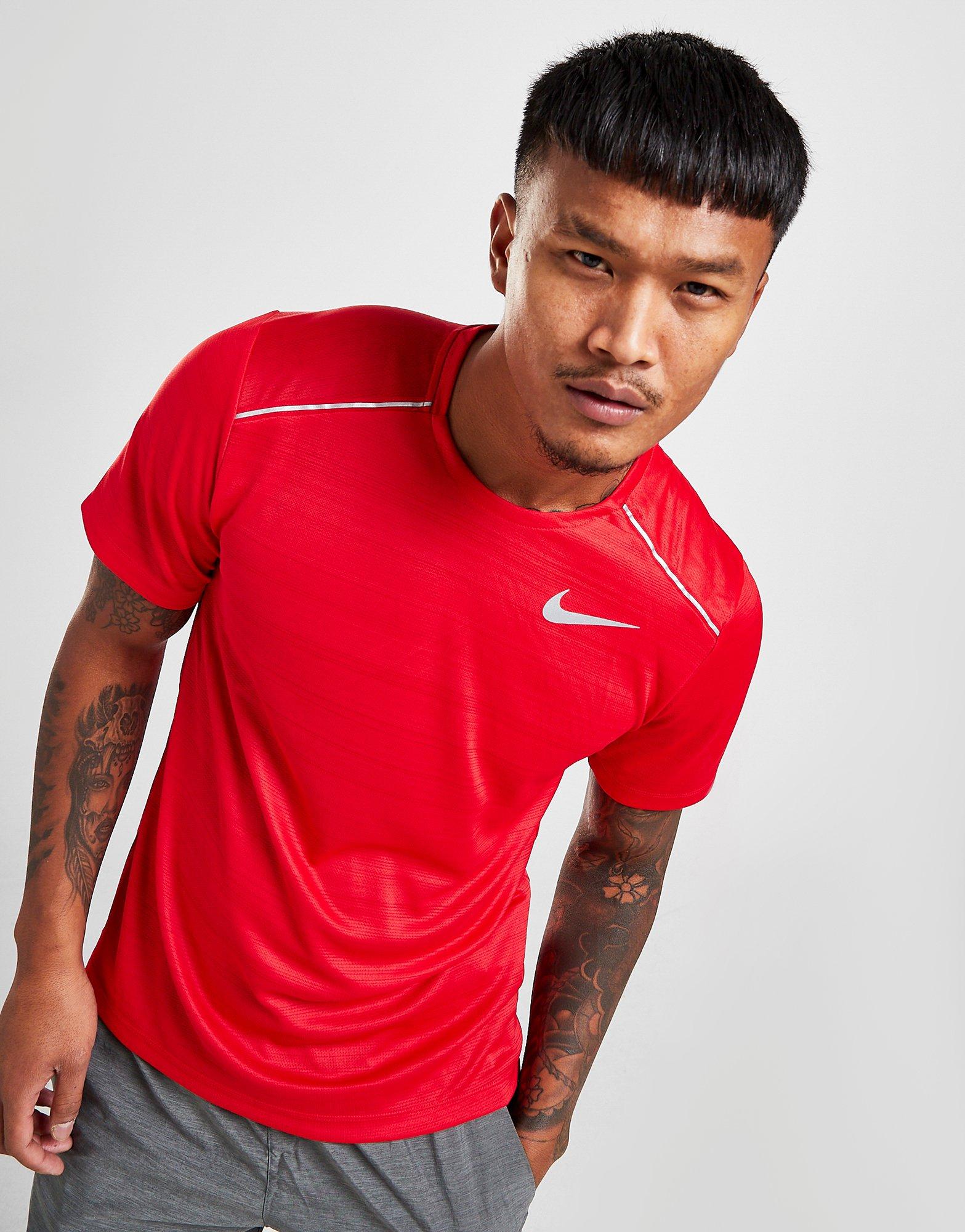 mens red nike t shirt