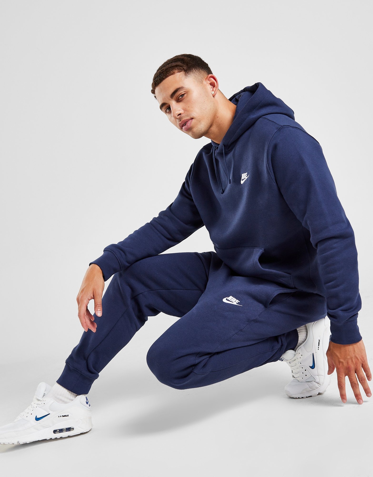 Nike navy blue joggers hotsell