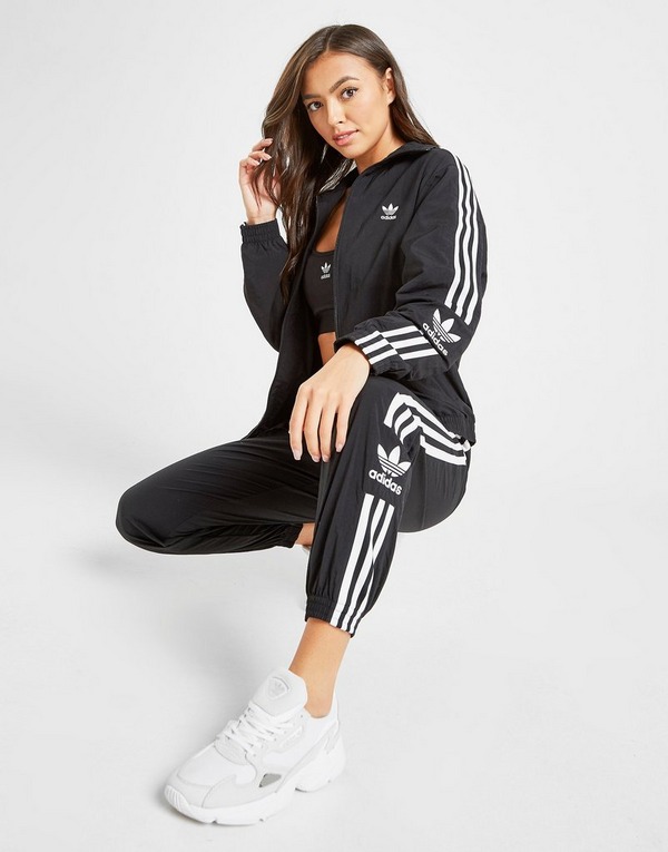 Illussion: Adidas Originals Adicolor Locked Up Logo Track Pants In Black