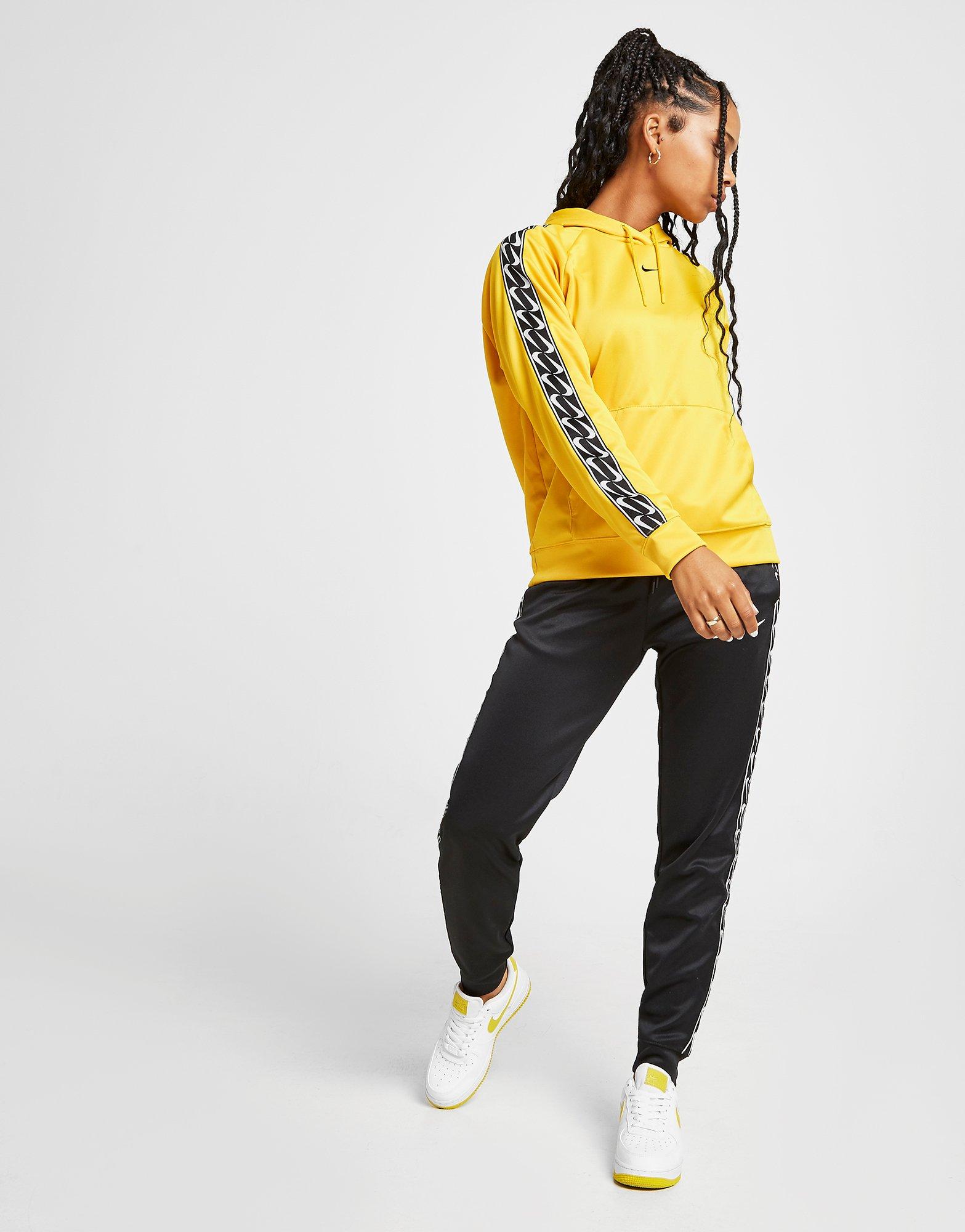 pull nike femme jaune