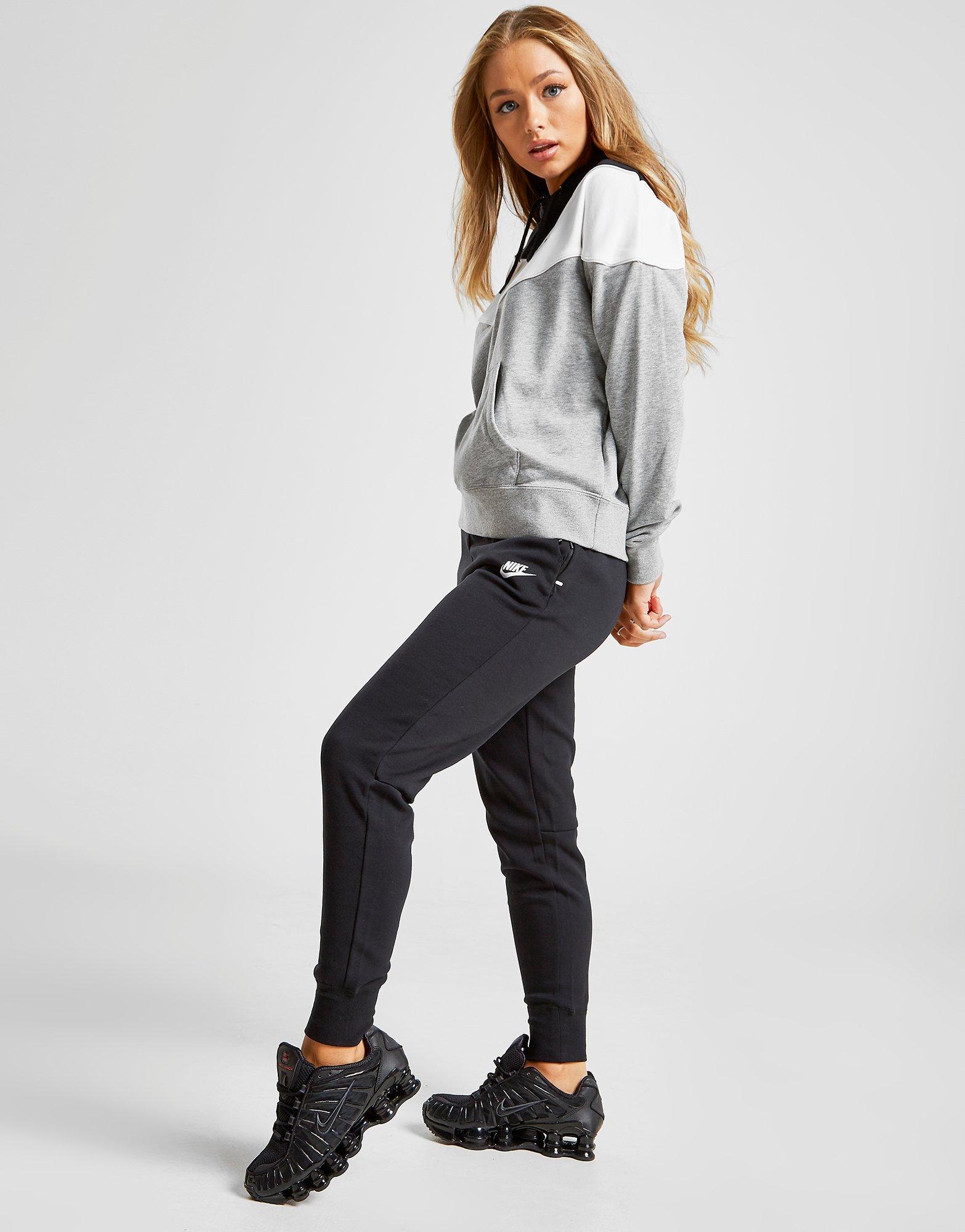 jogging nike femme gris et noir