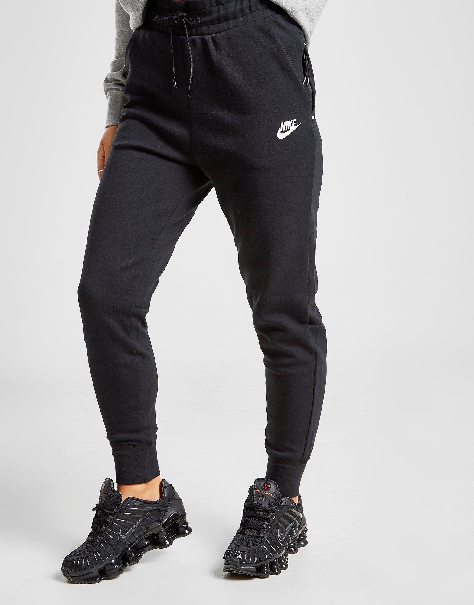 nike tech fleece joggers slim fit