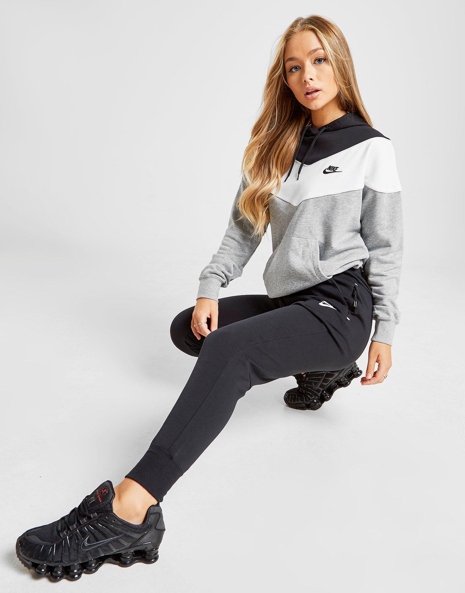 jogging nike gris et noir femme