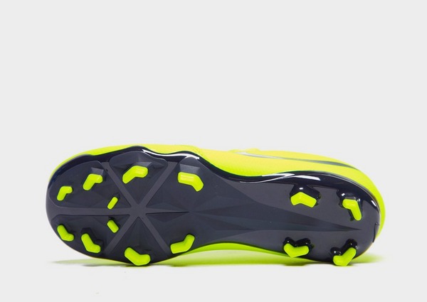 Nike Phantom Vision Academy Fu ballschuh für Kunstrasen. Nike