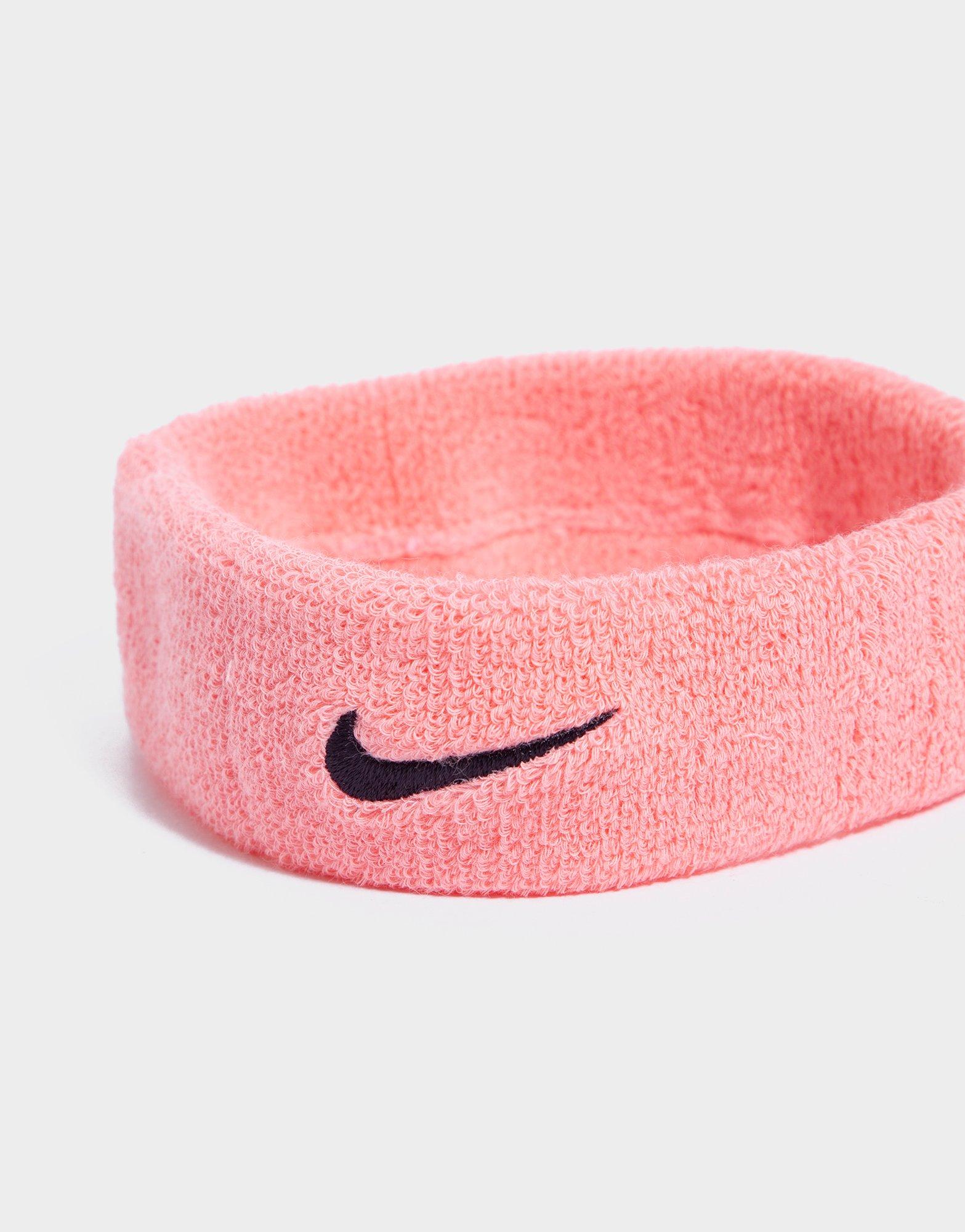 Literaire kunsten Lui domineren Roze Nike Swoosh-hoofdband - JD Sports Nederland