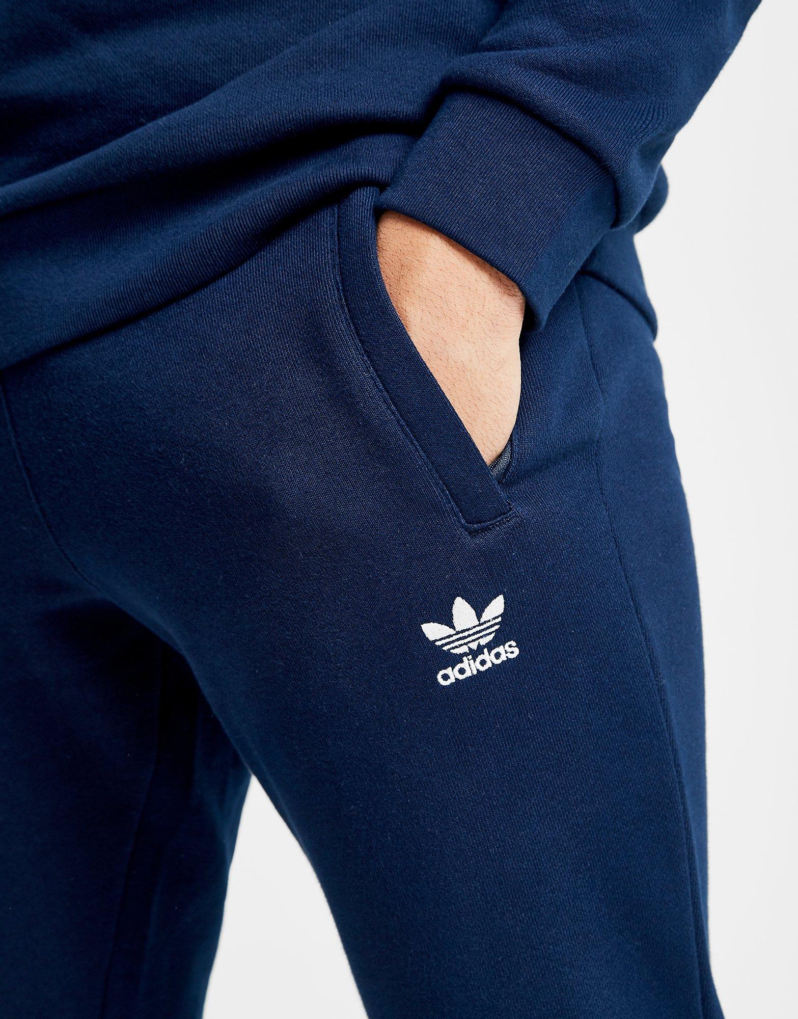 adidas Originals Essential Trefoil 