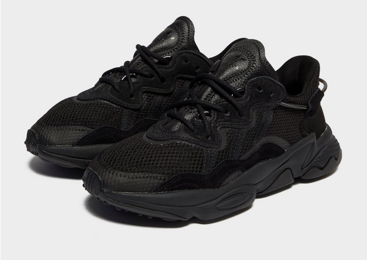 Acquista adidas Originals Ozweego Donna in Nero | JD Sports