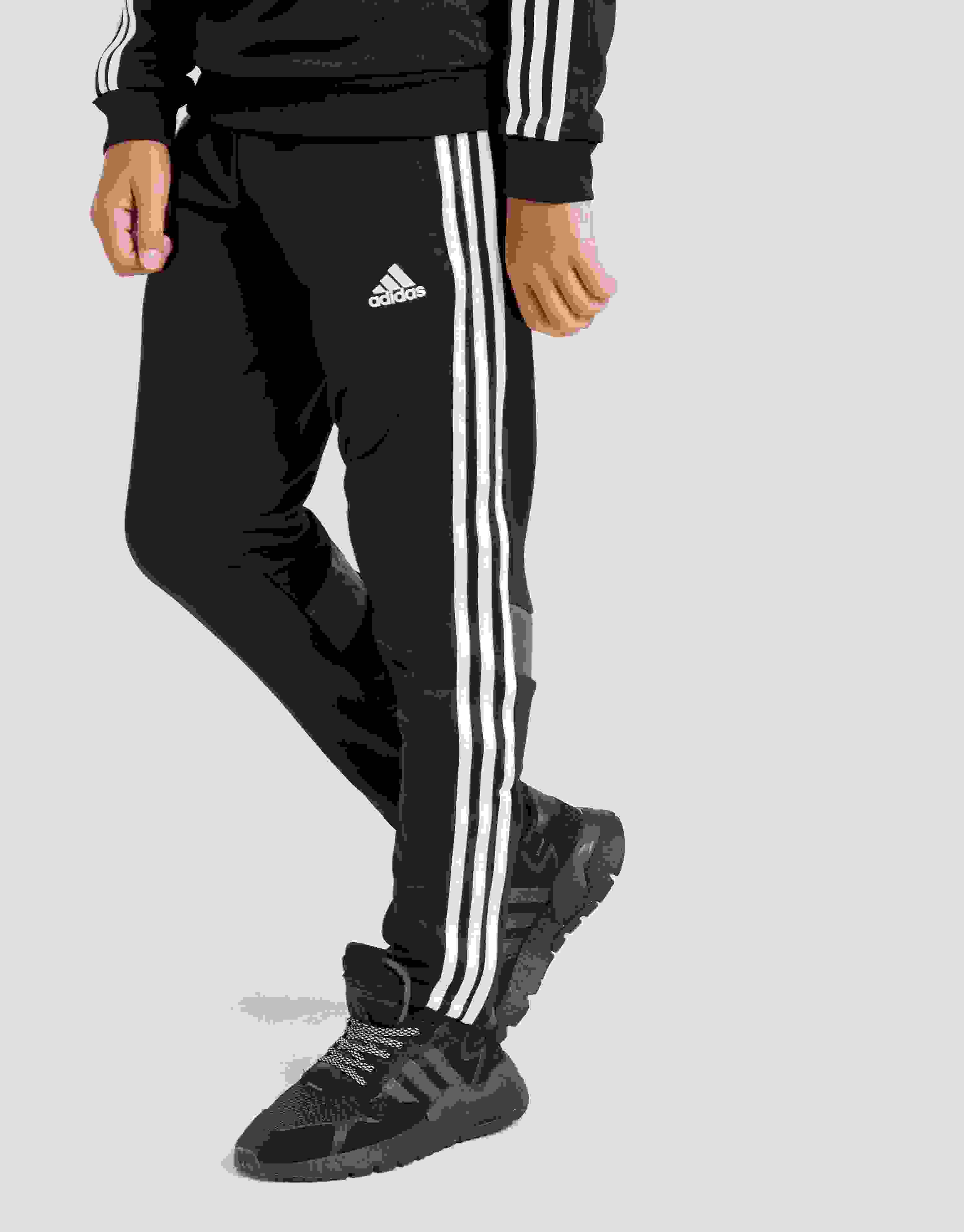 Compra adidas pantalón de chándal Match júnior en Negro