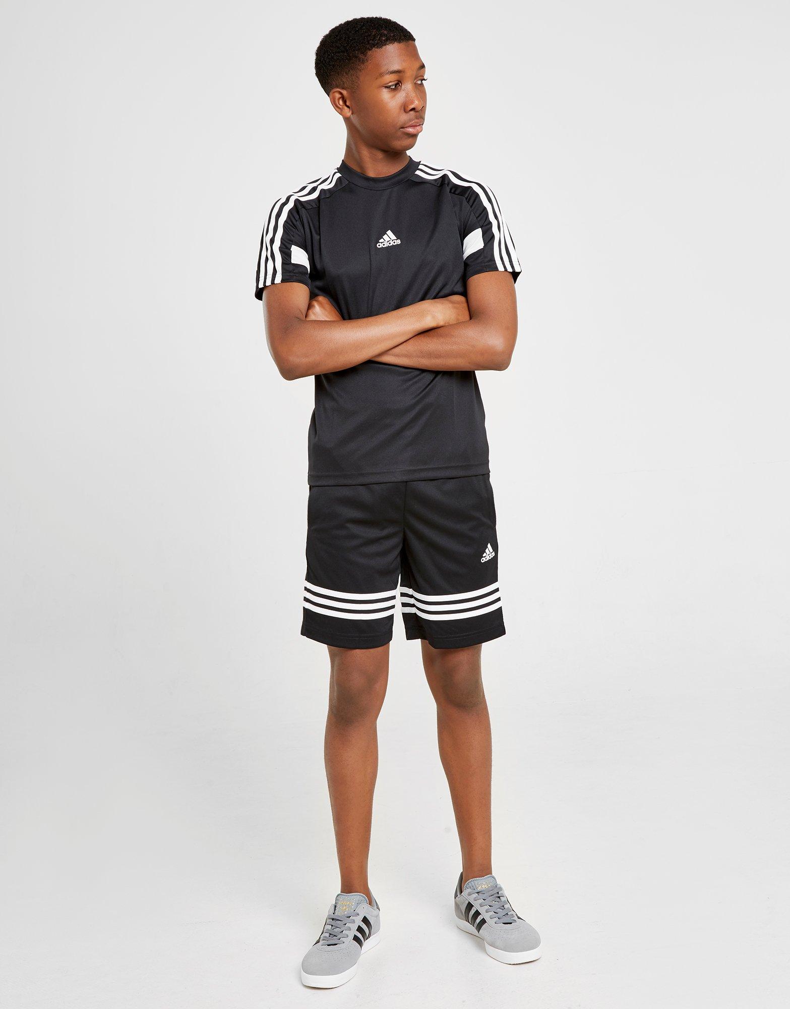 adidas matching shirt and shorts