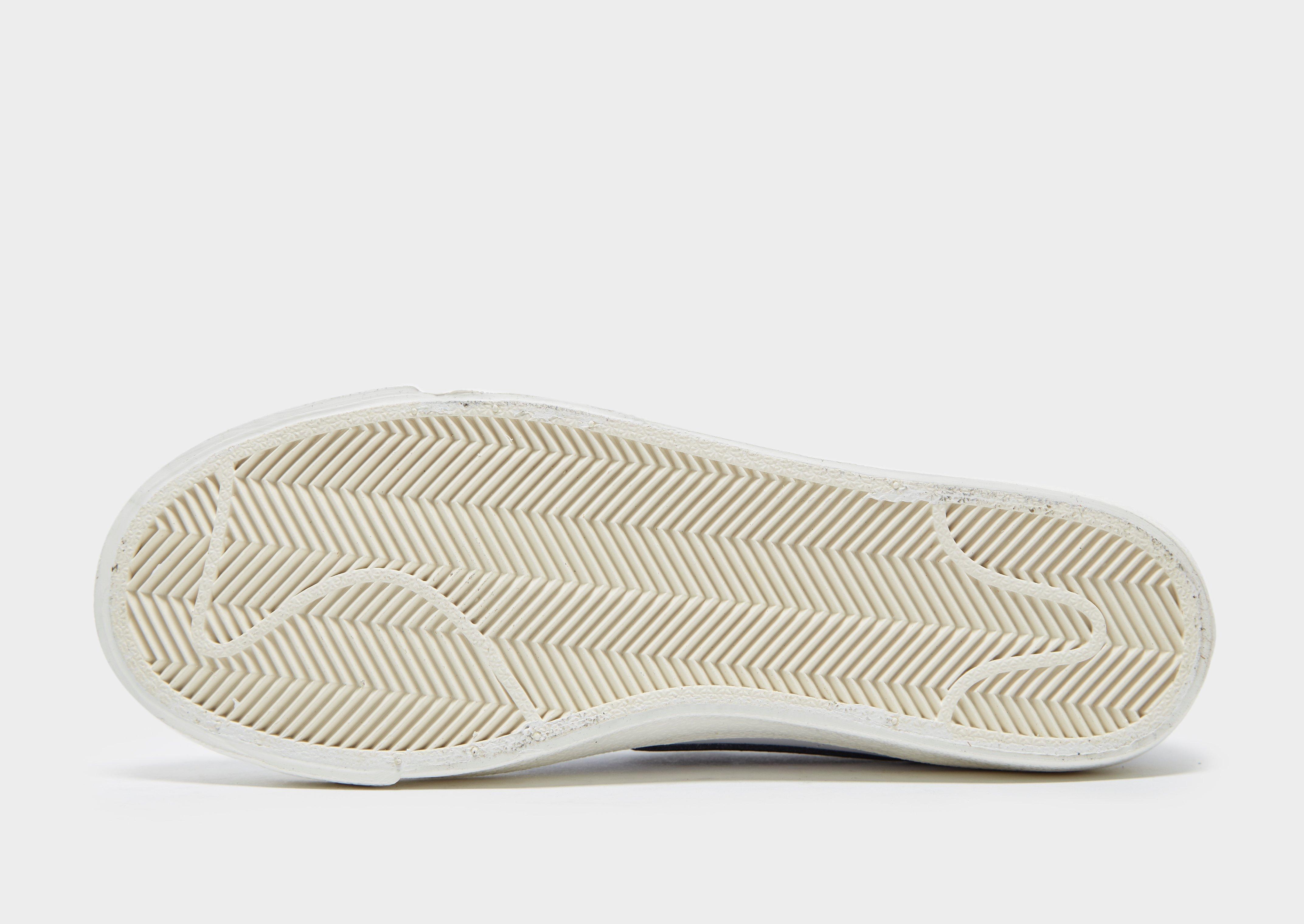 nike blazer vintage womens white