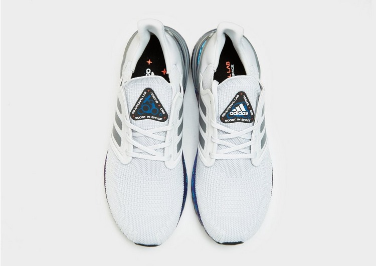 adidas Ultra Boost 20