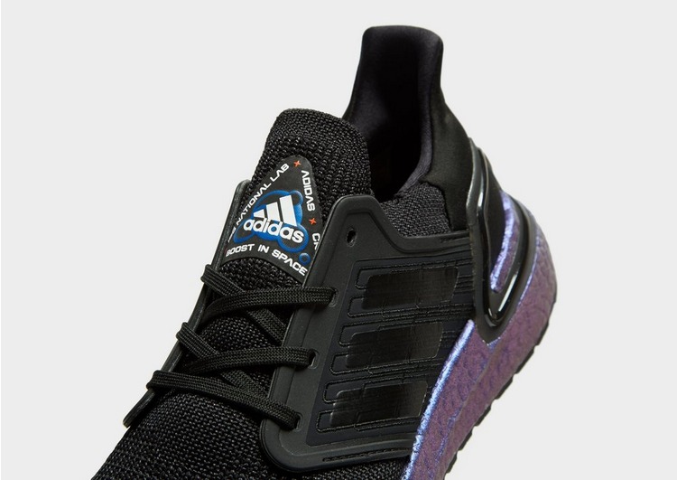 adidas Ultra Boost 20