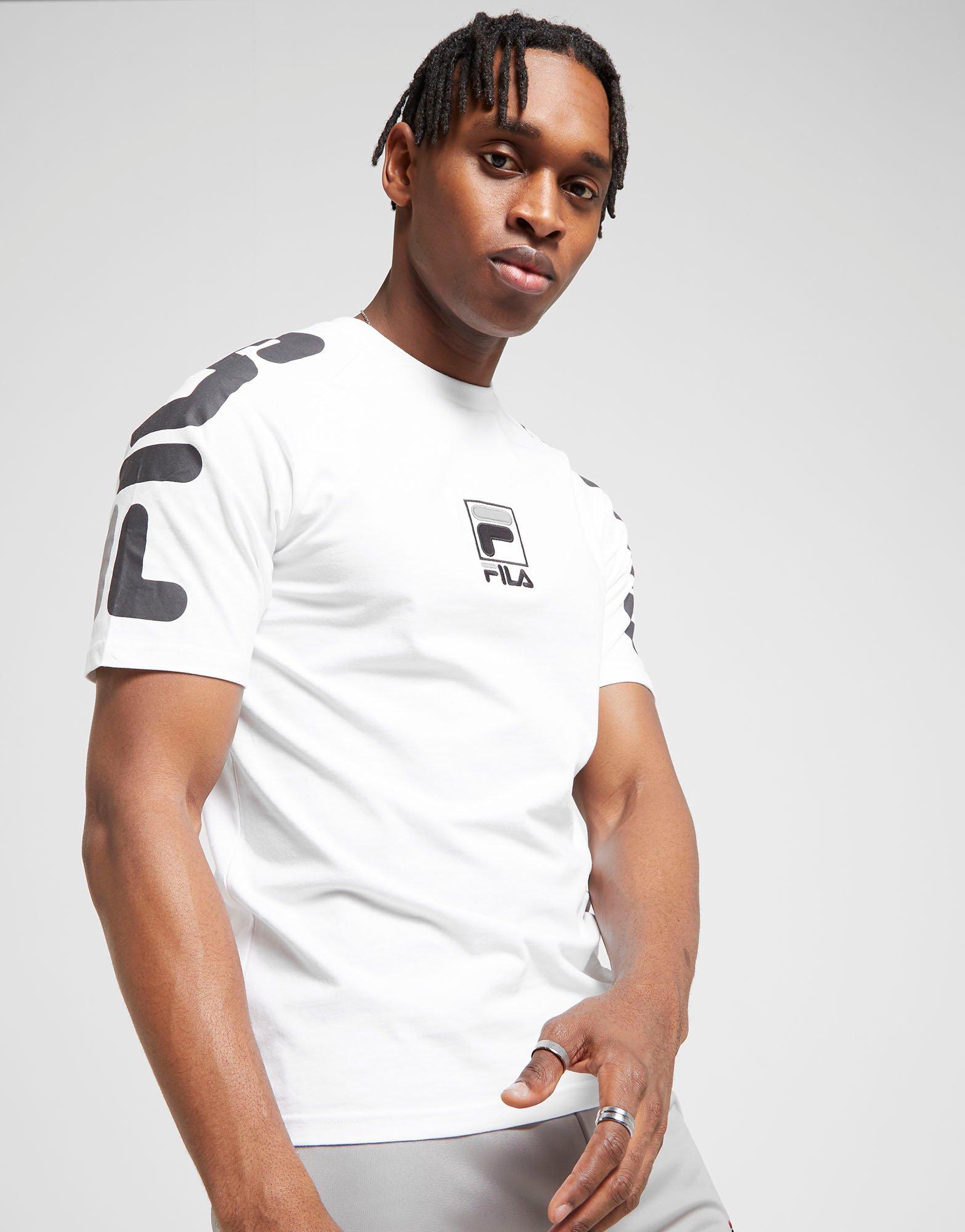 fila t shirt jd sports