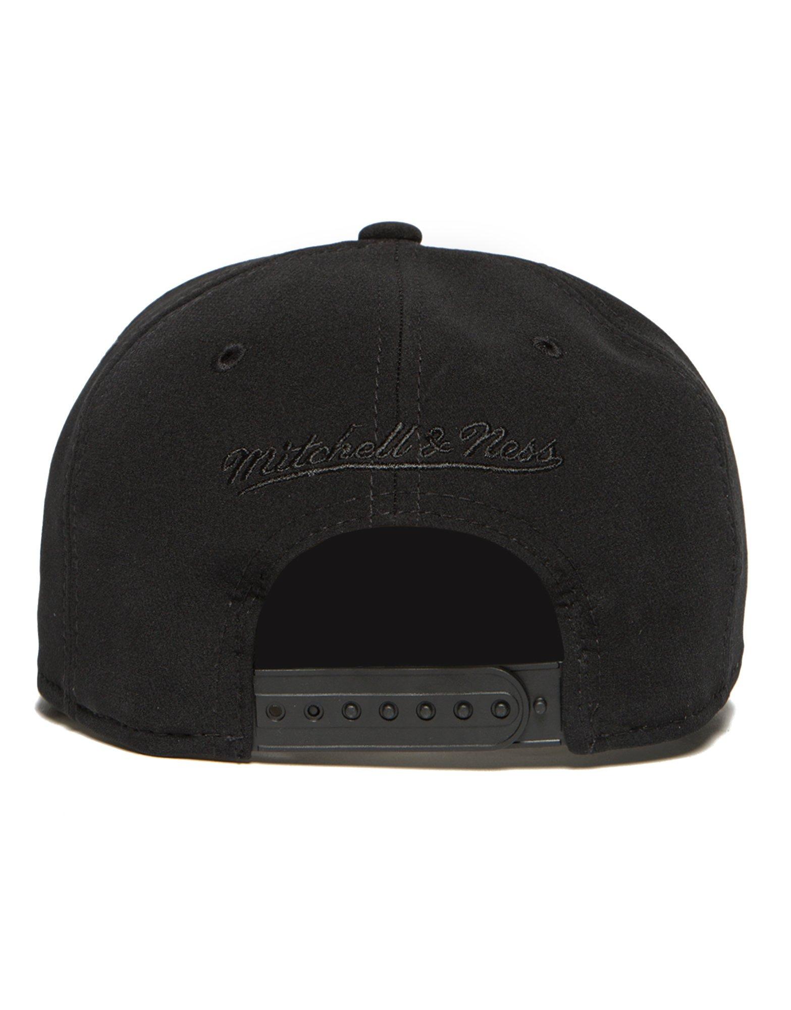 Mitchell & Ness Stretch Snapback Cap