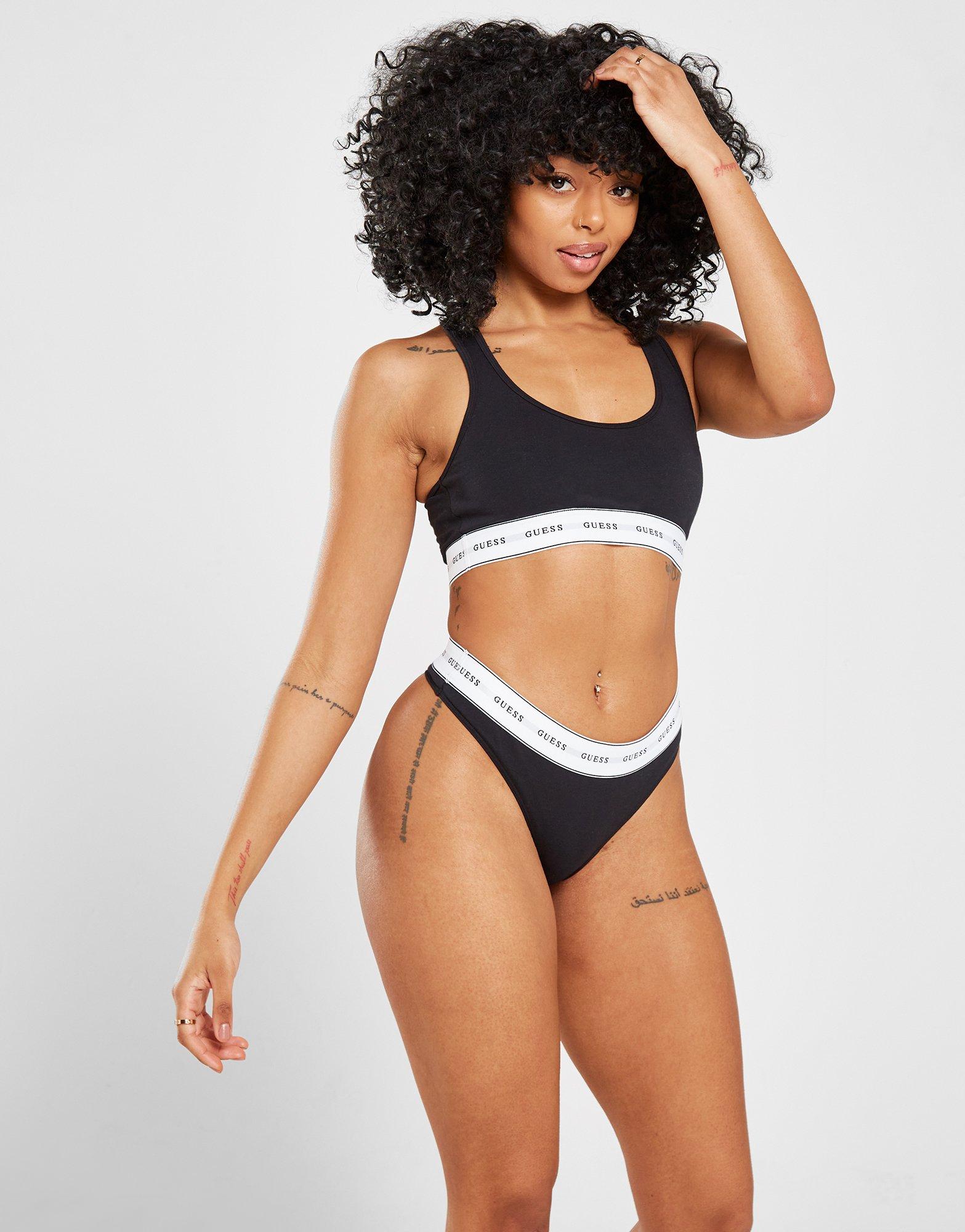string sport femme