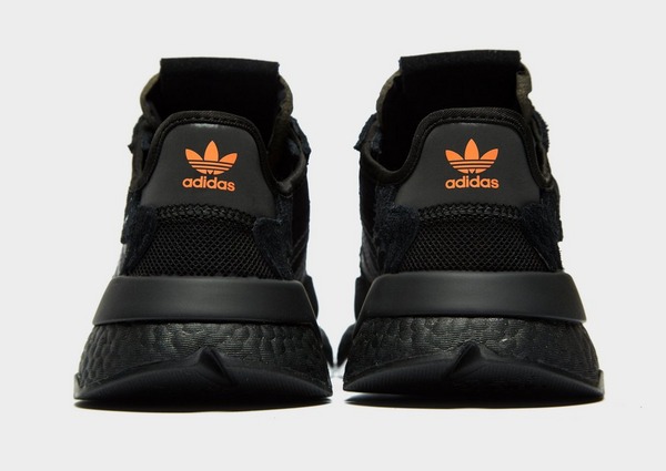 Dollzis: Adidas Nite Jogger Ee 5569