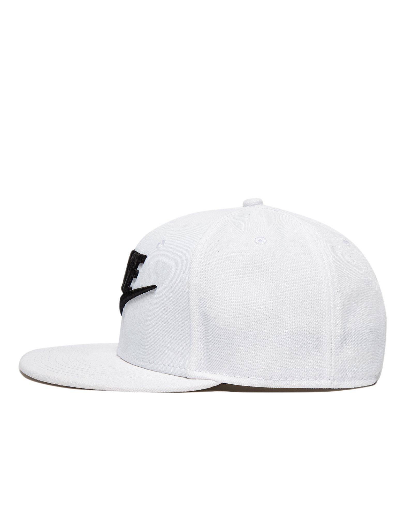Nike Futura True 2 Snapback Cap
