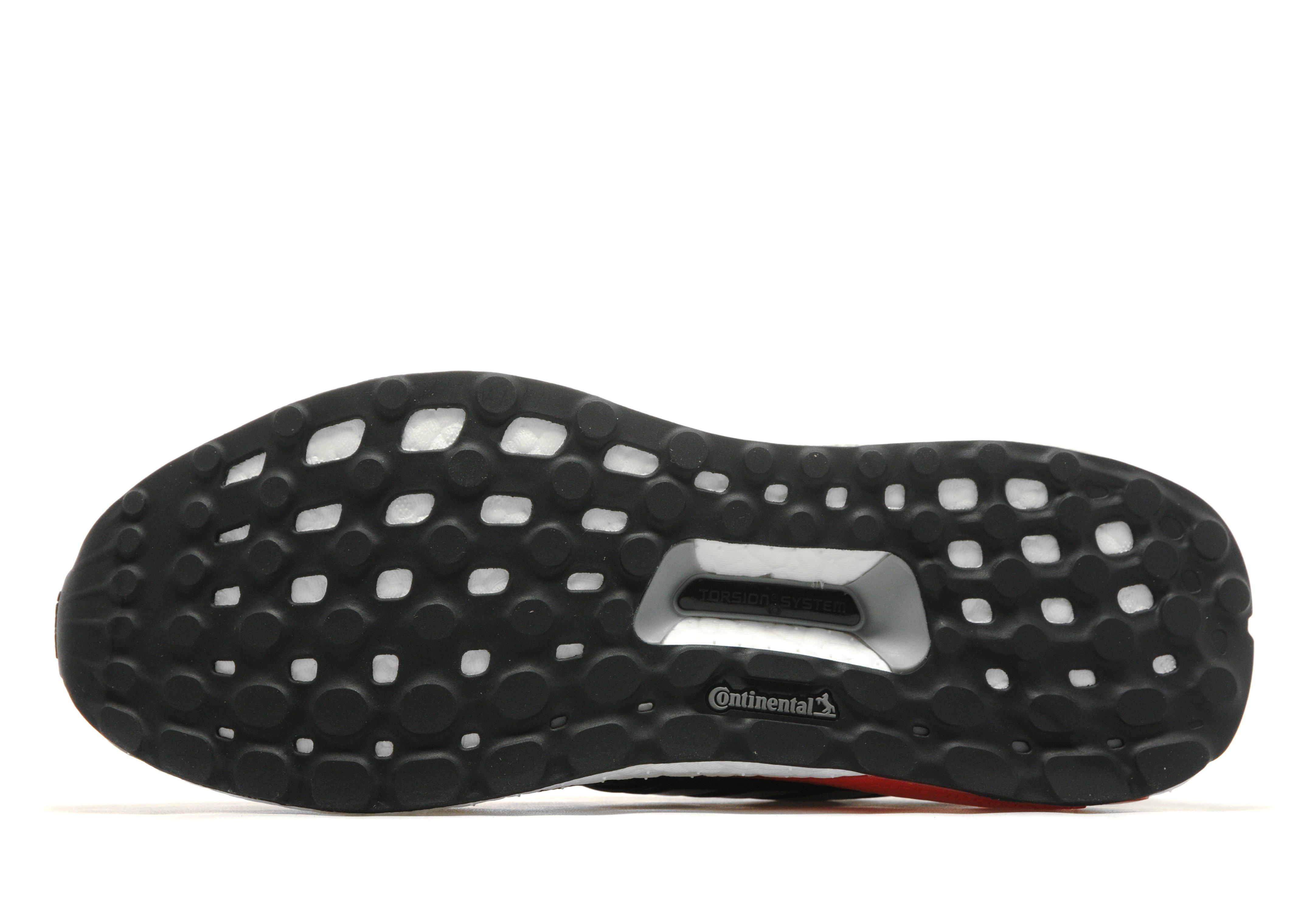 adidas Ultra Boost Street