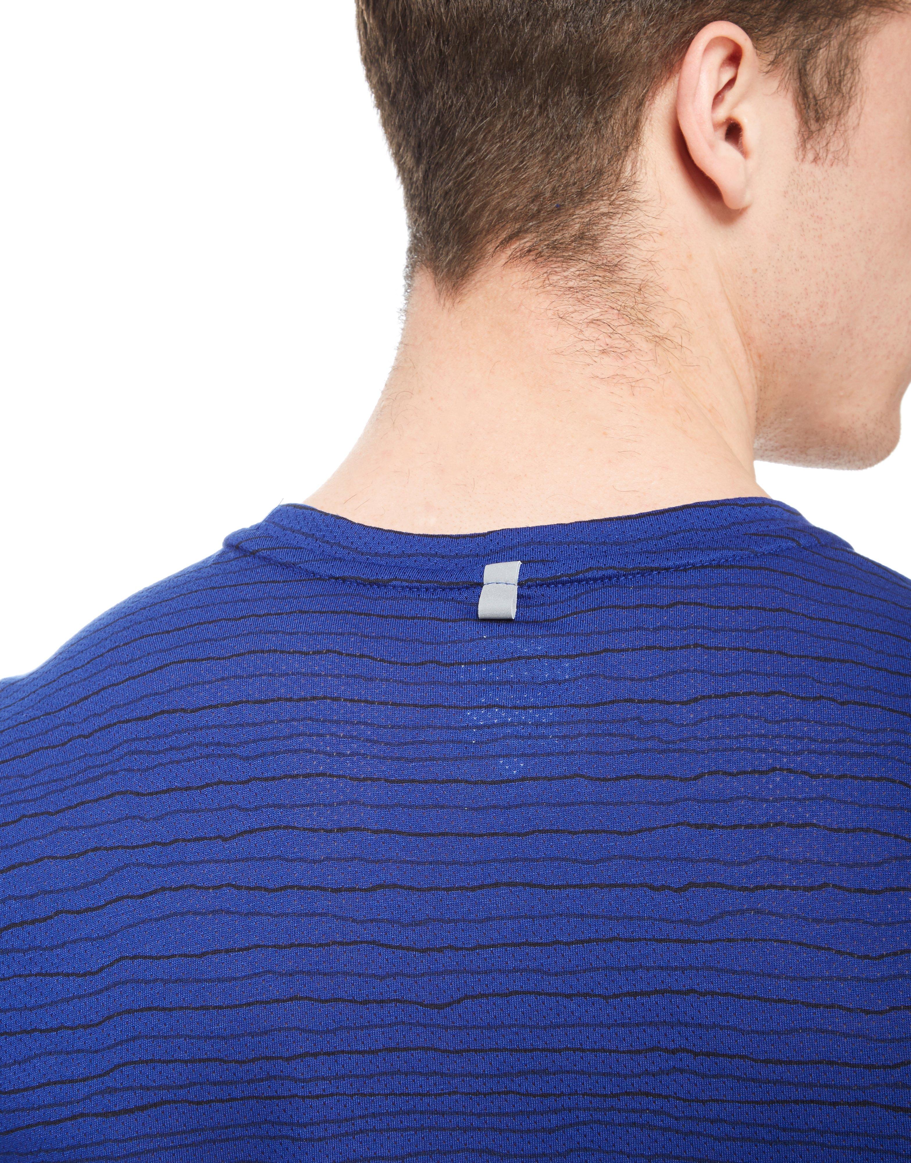 Nike Dri-FIT Cool Tailwind Stripe T-Shirt