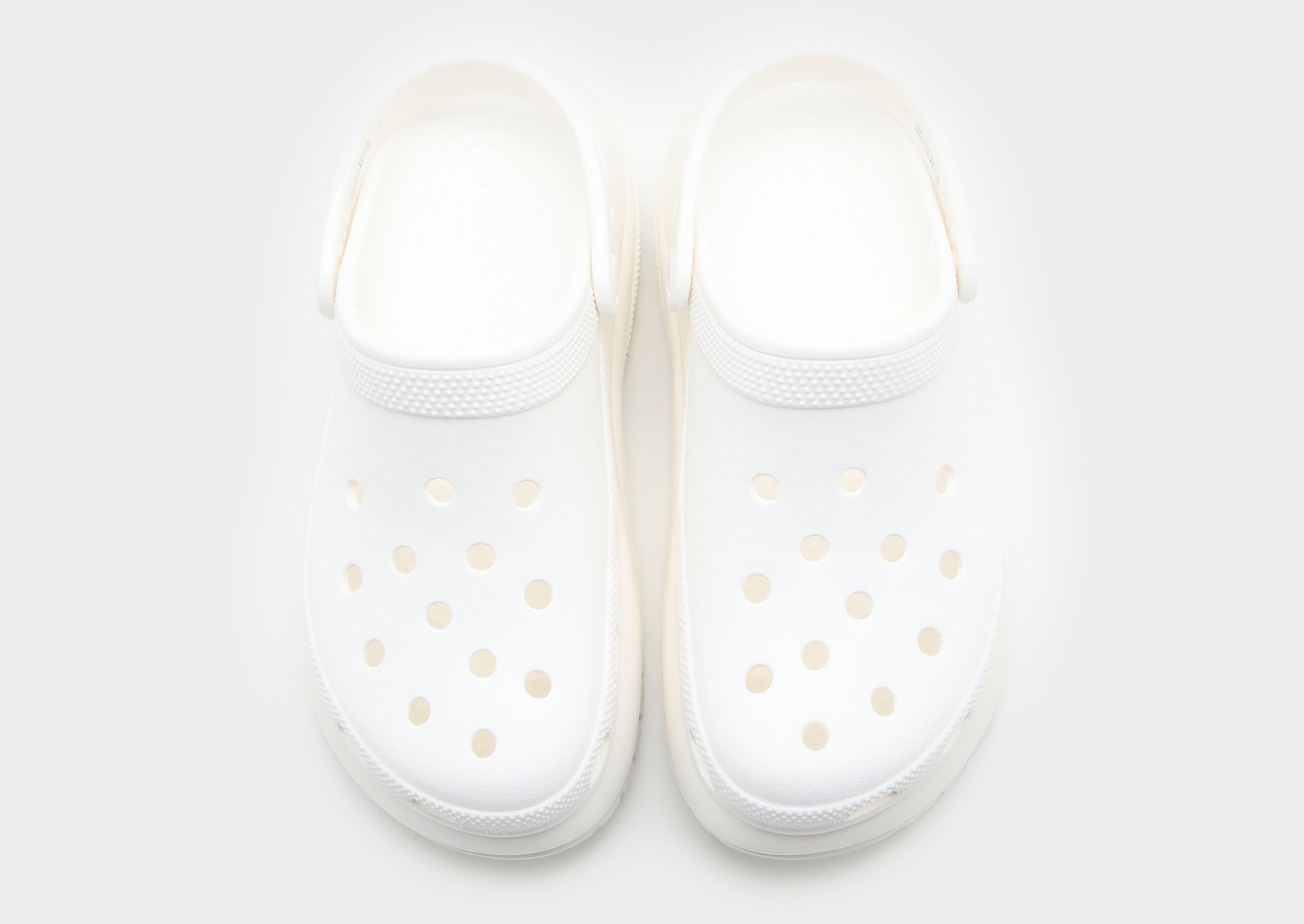 White on sale shoes crocs