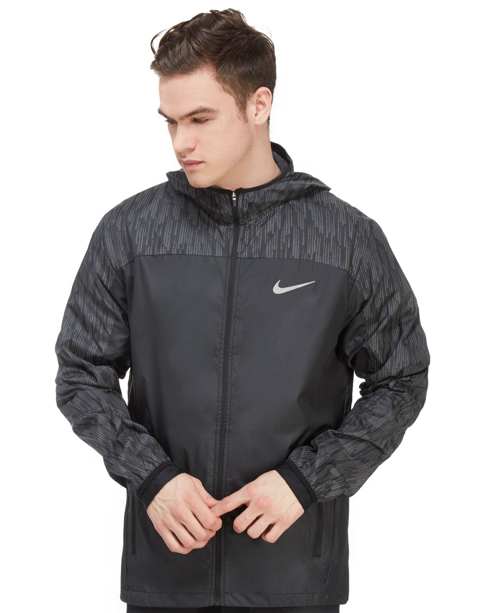 Sort Nike Shield Running Jacket - JD Sports Danmark