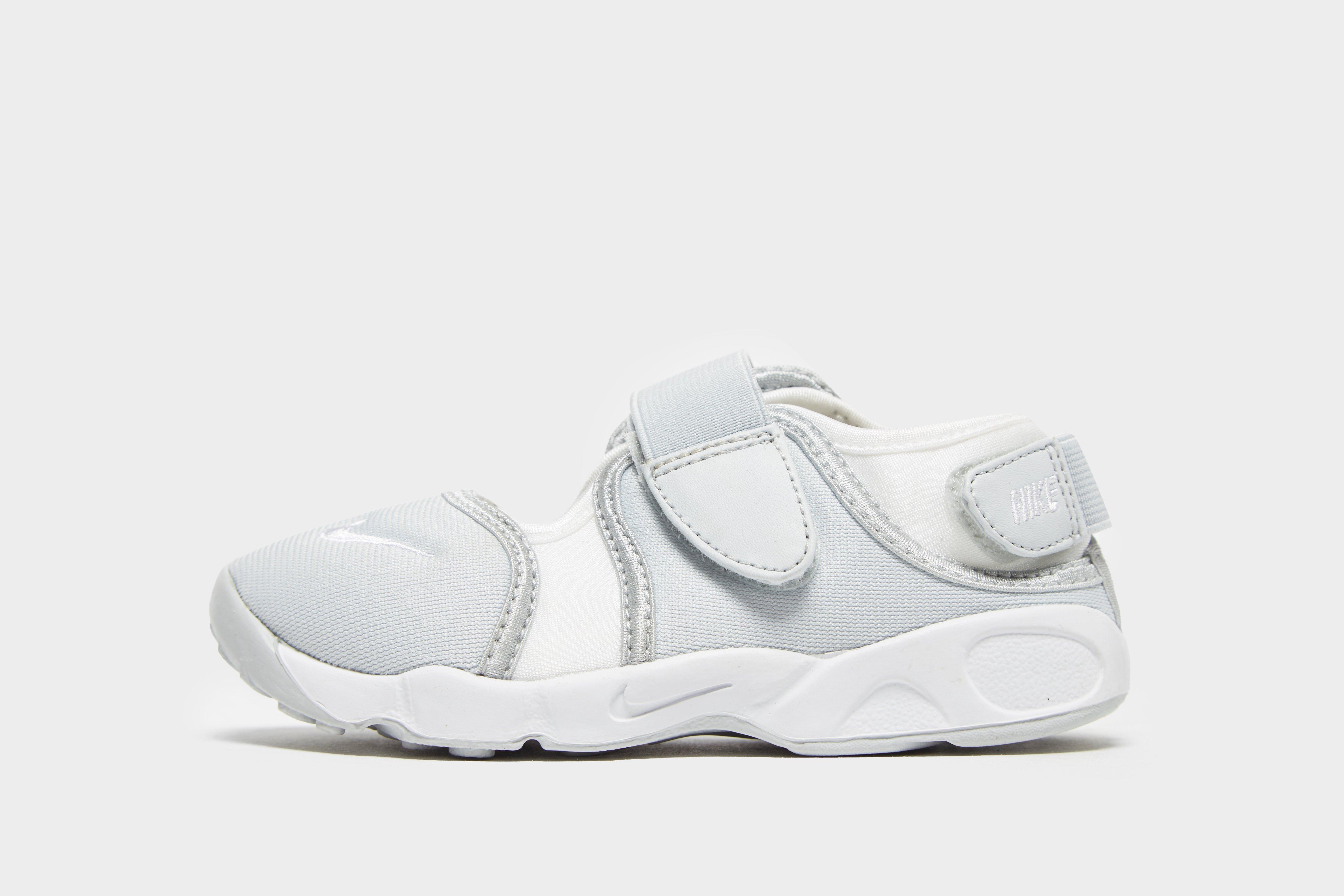 nike infant rift