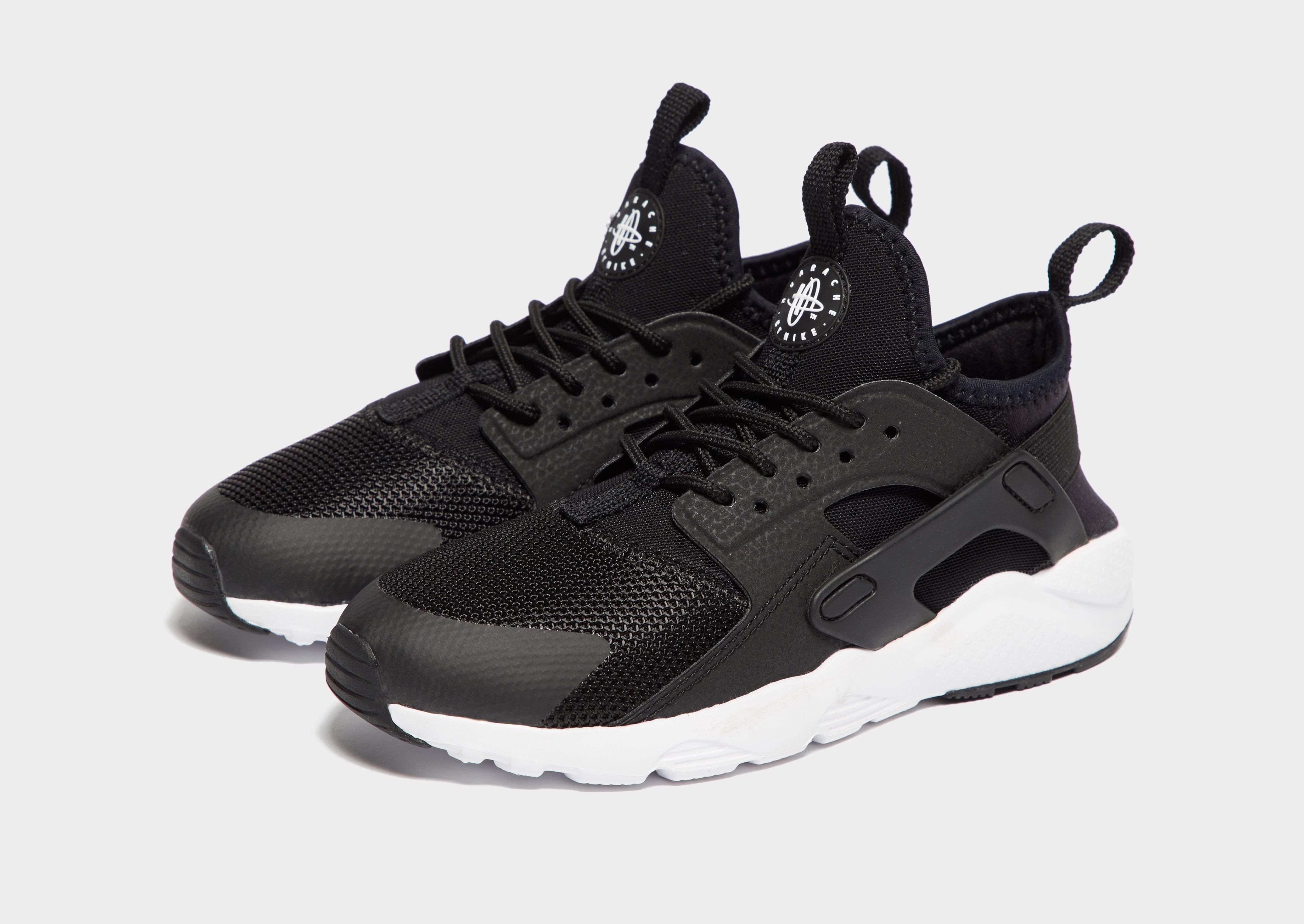 huarache black white