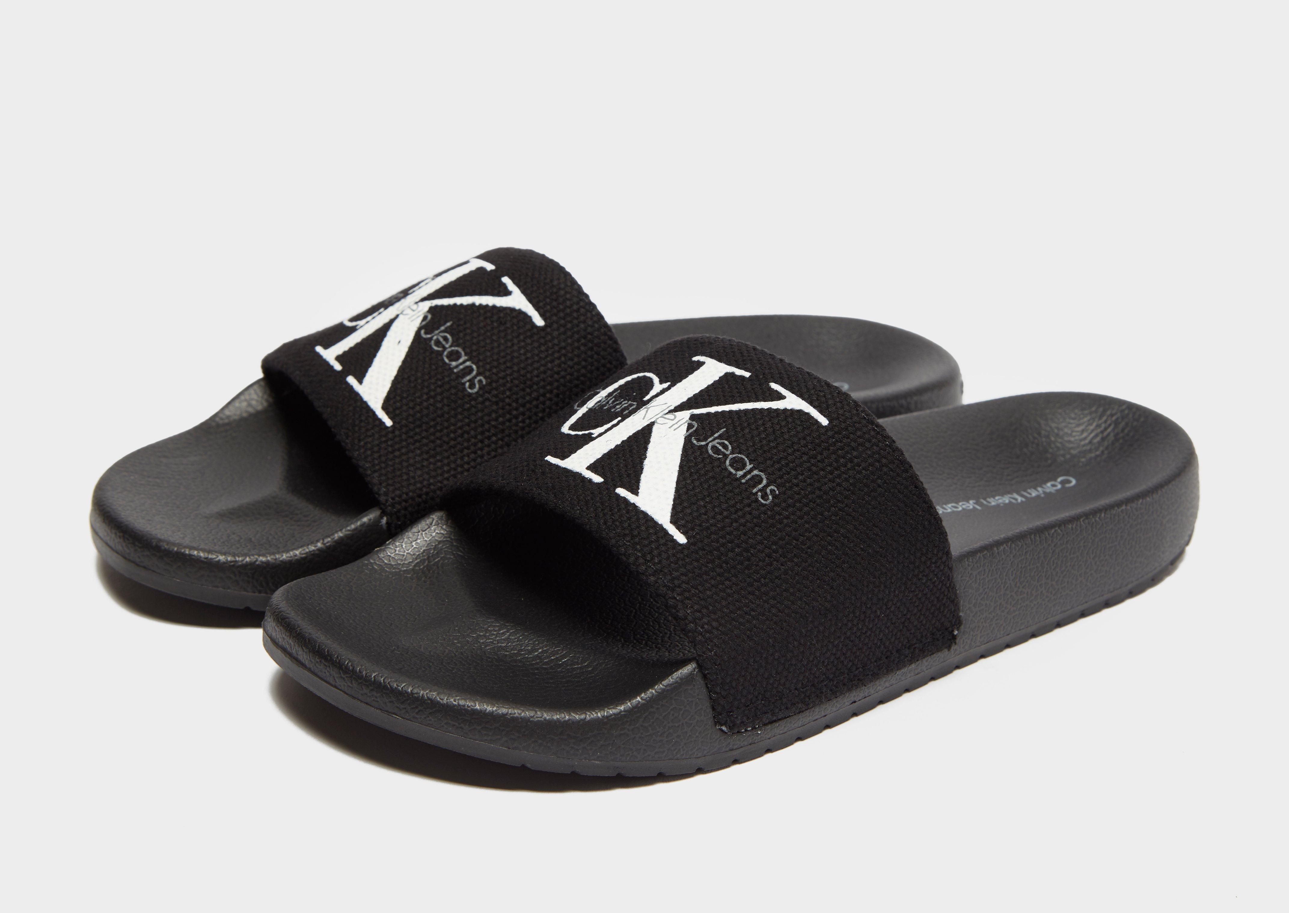 black ck sliders