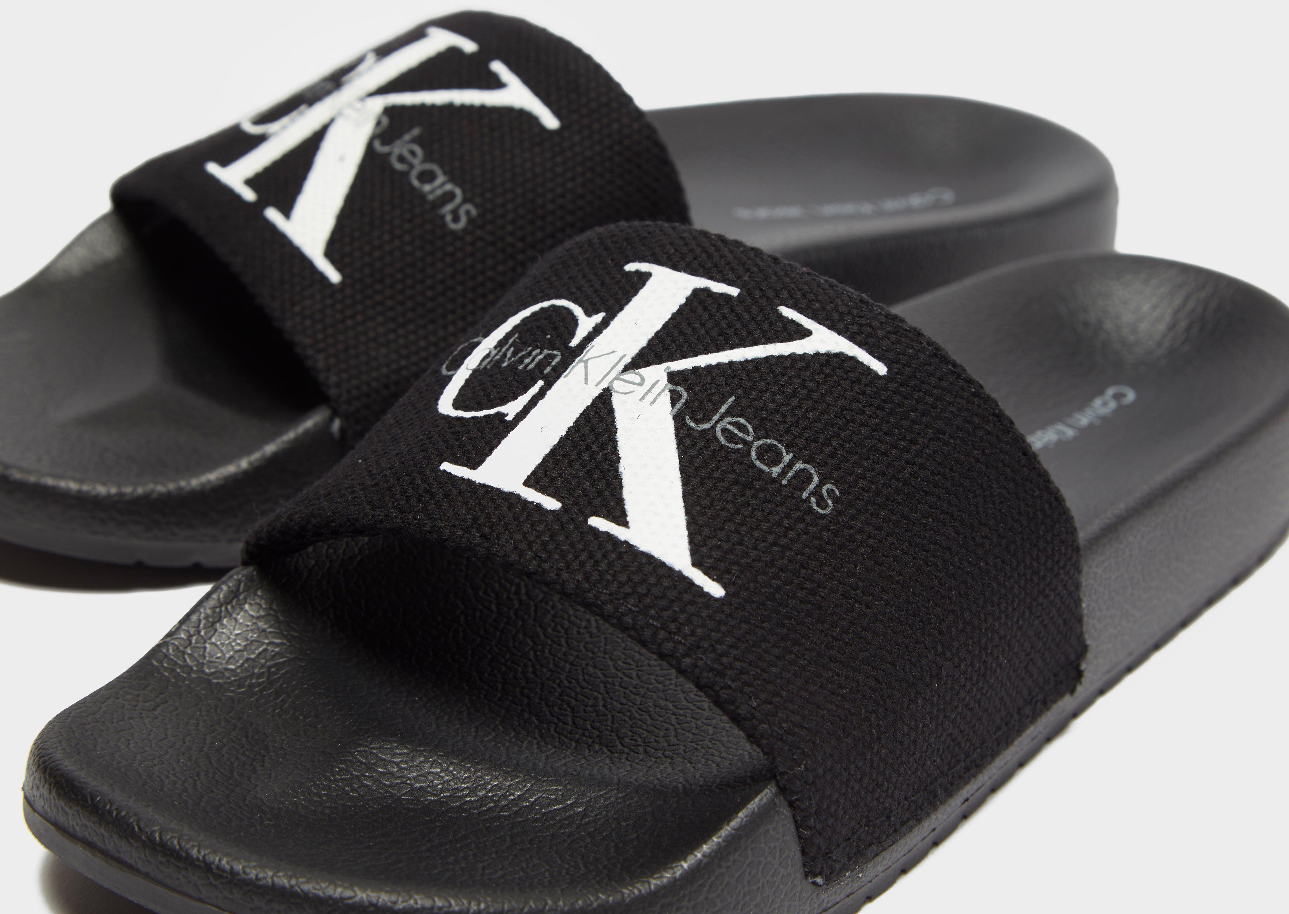 black ck sliders