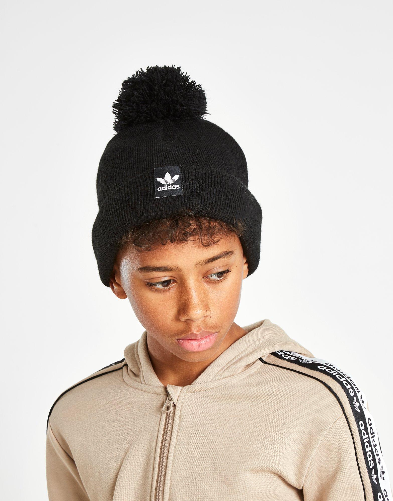 pom pom beanie adidas