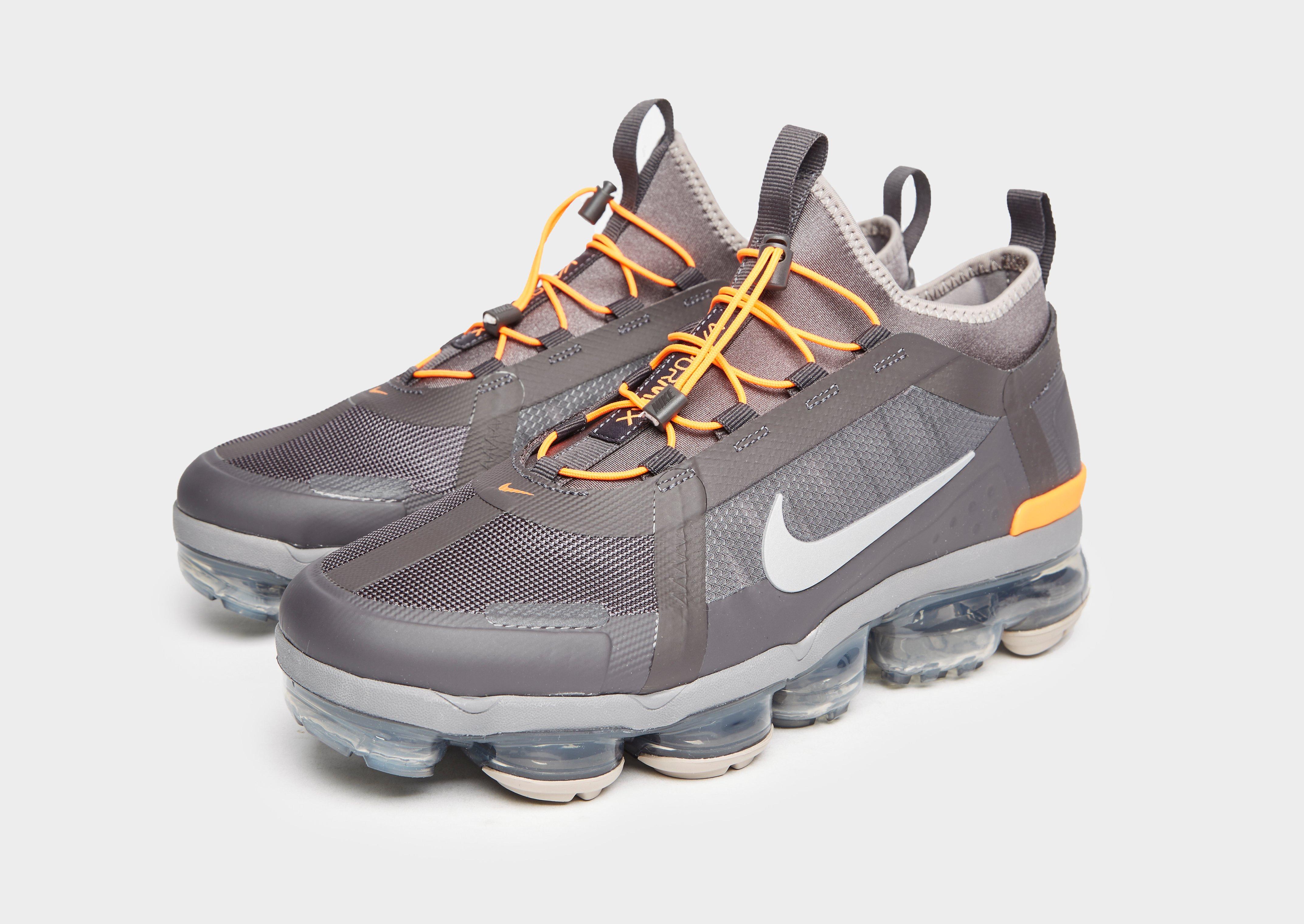 air vapormax utility triple black