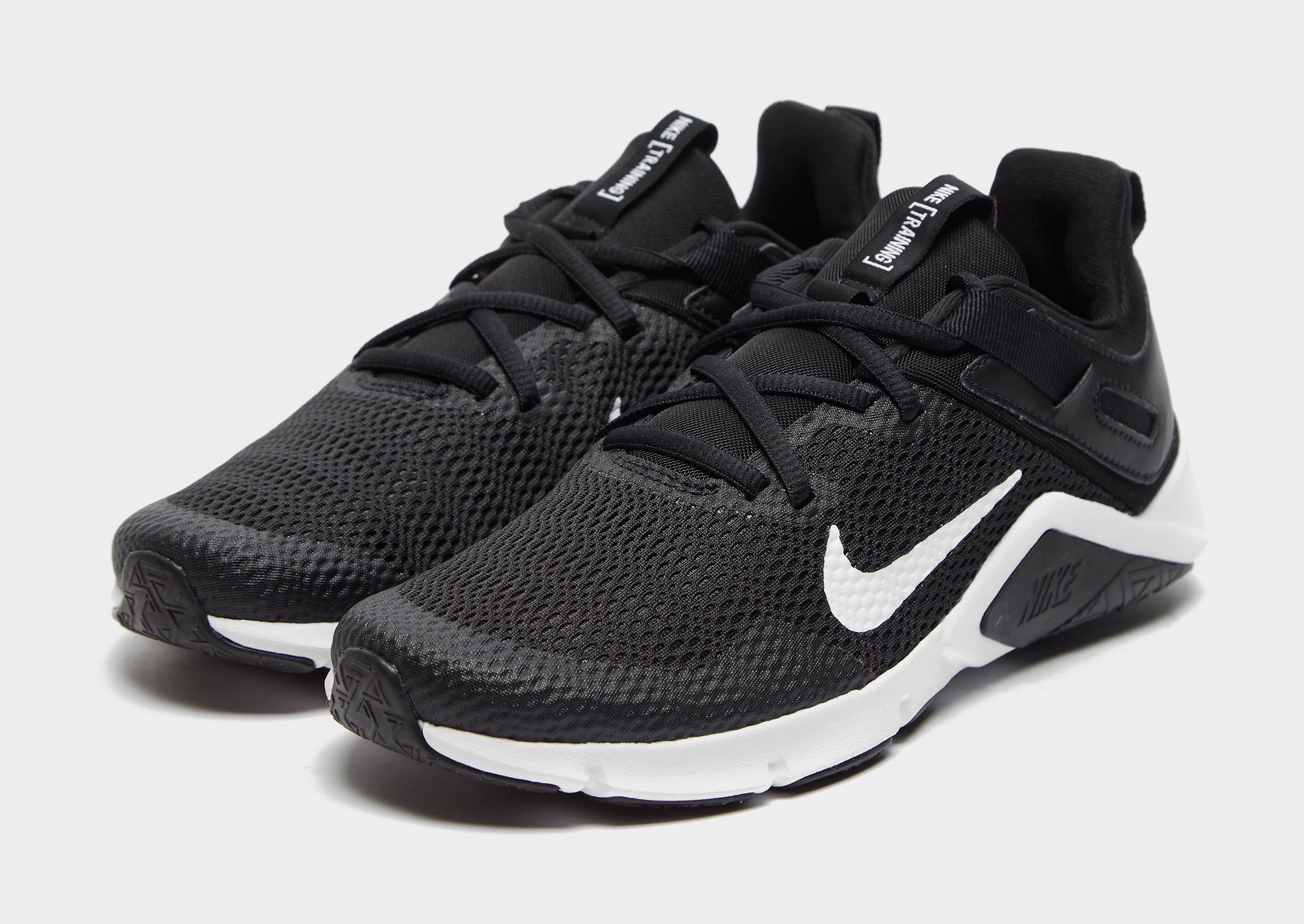 nike training legend trainers in triple black