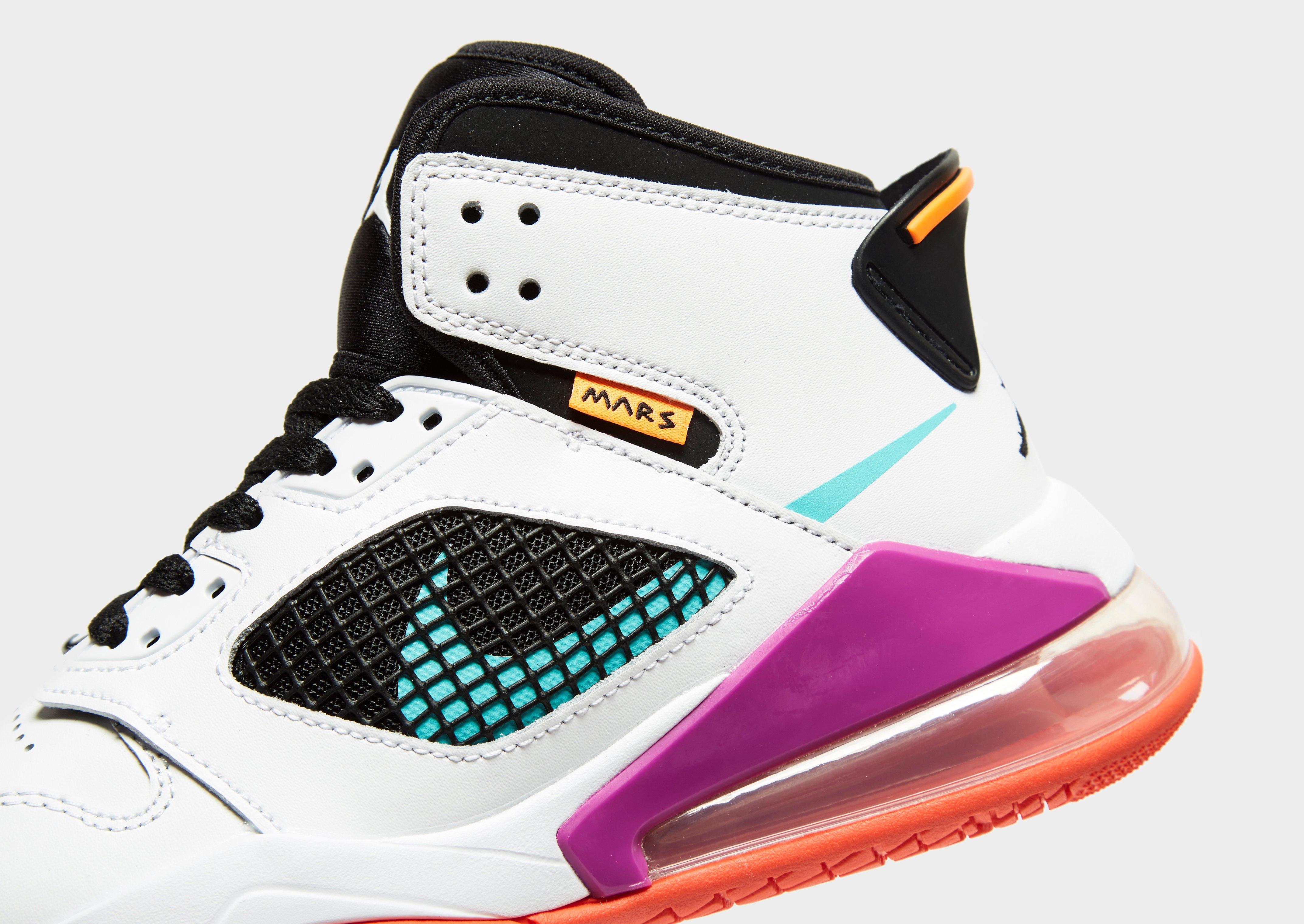 jordan mars 270 junior