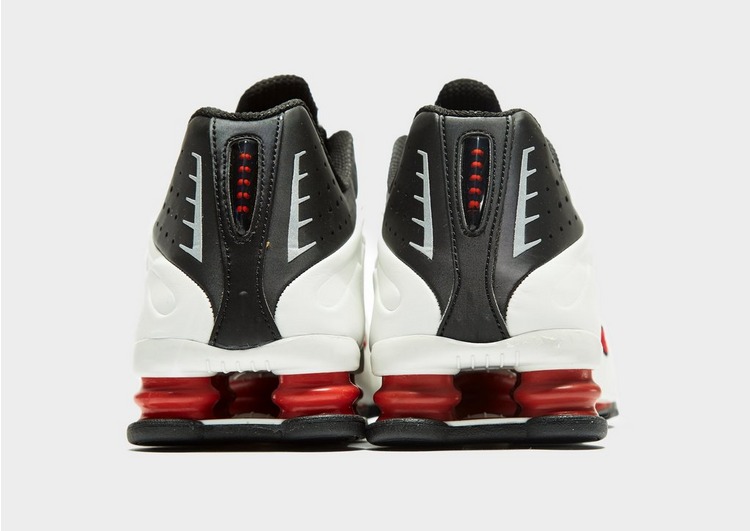 Nike Shox R4