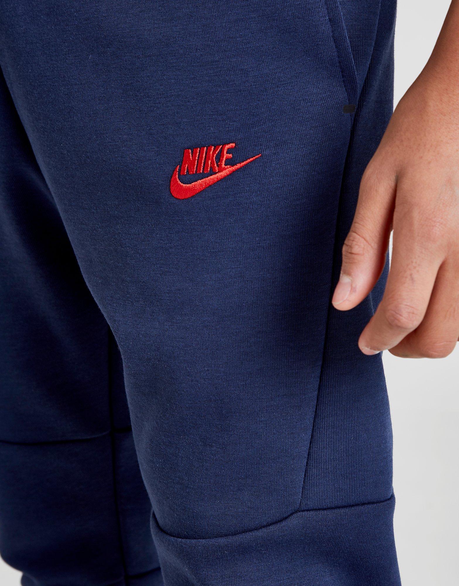 nike tech fleece paris