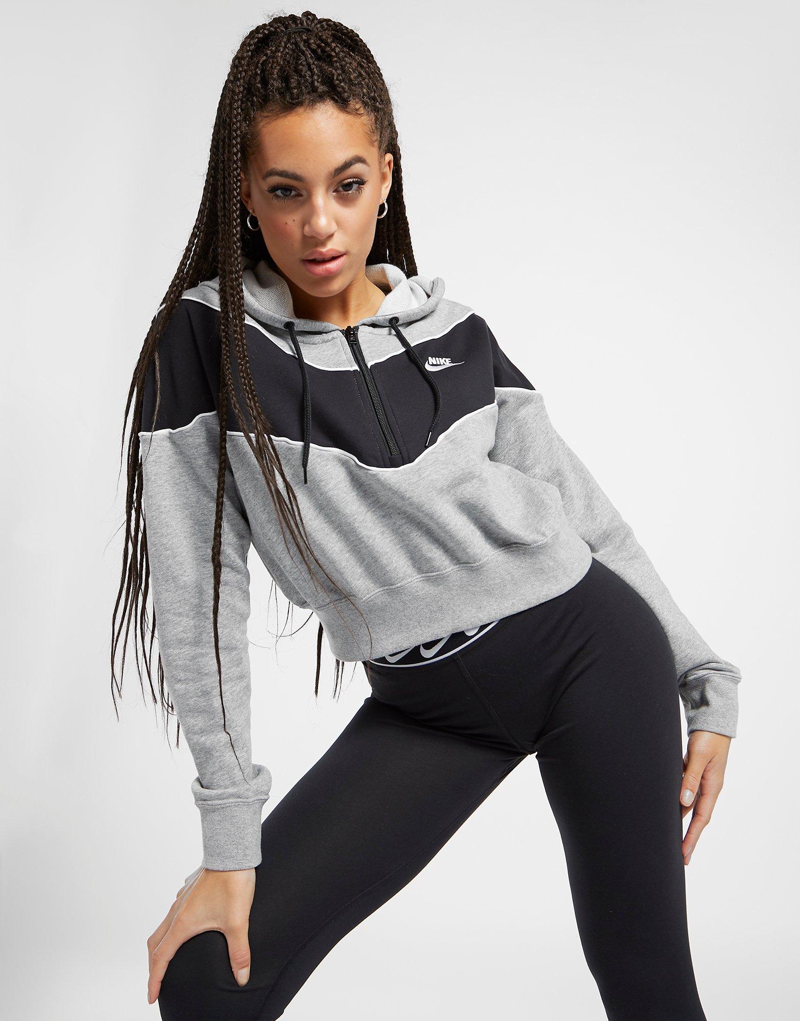 nike crop hoodies