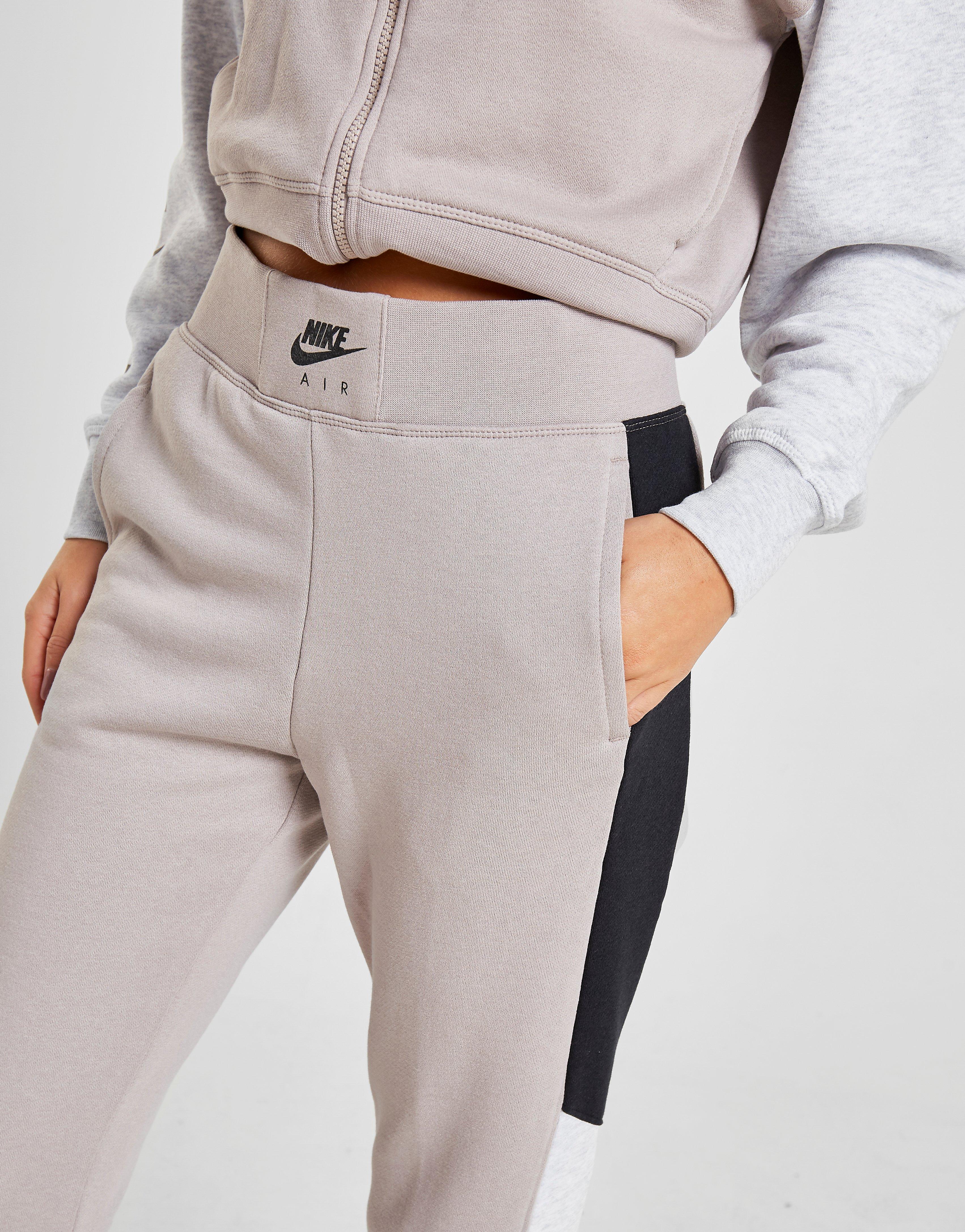 ensemble survetement nike femme gris