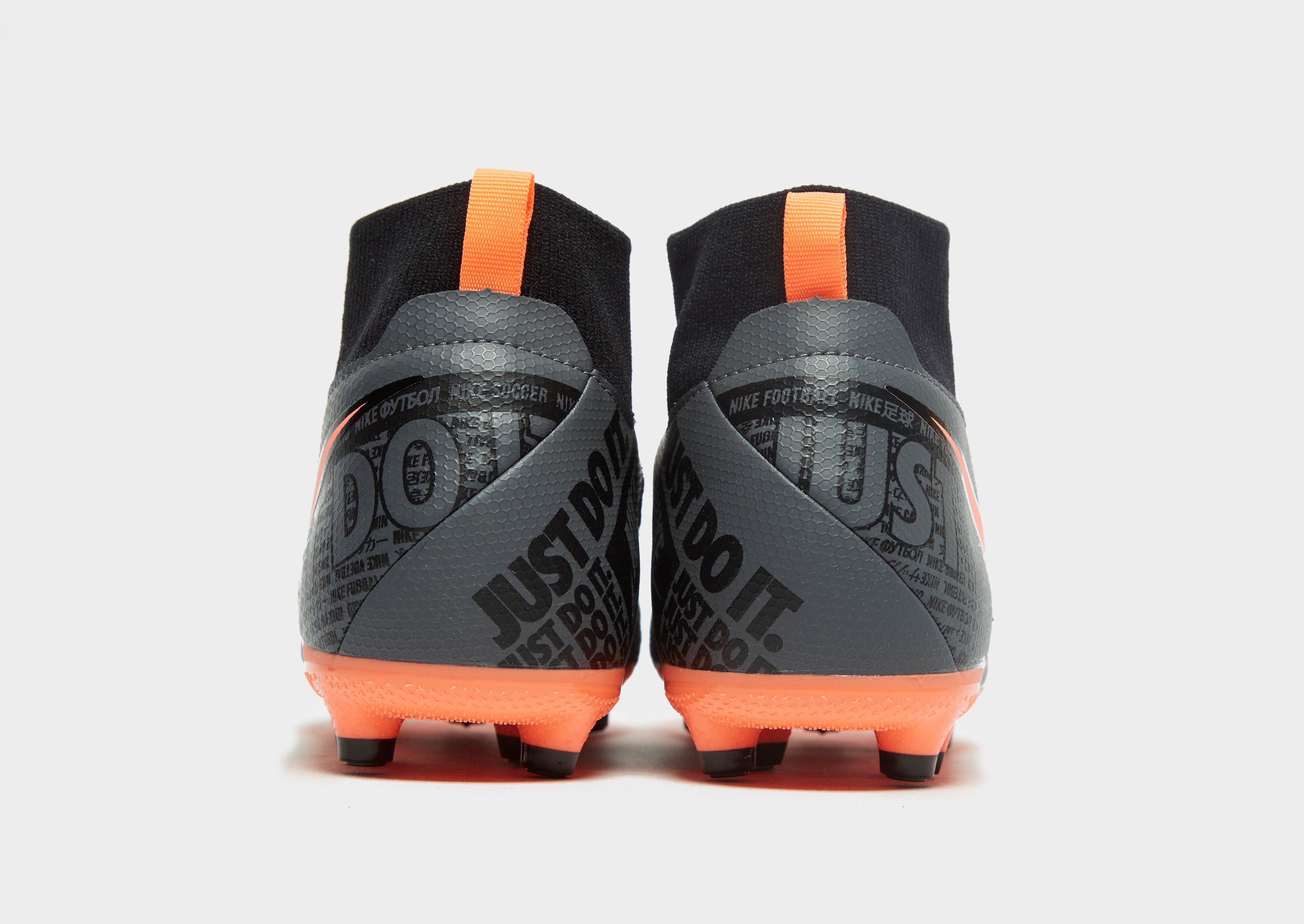 nike phantom vsn surge