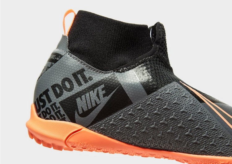 Nike Kids' Phantom Vision Academy Dynamic Fit FG Soccer