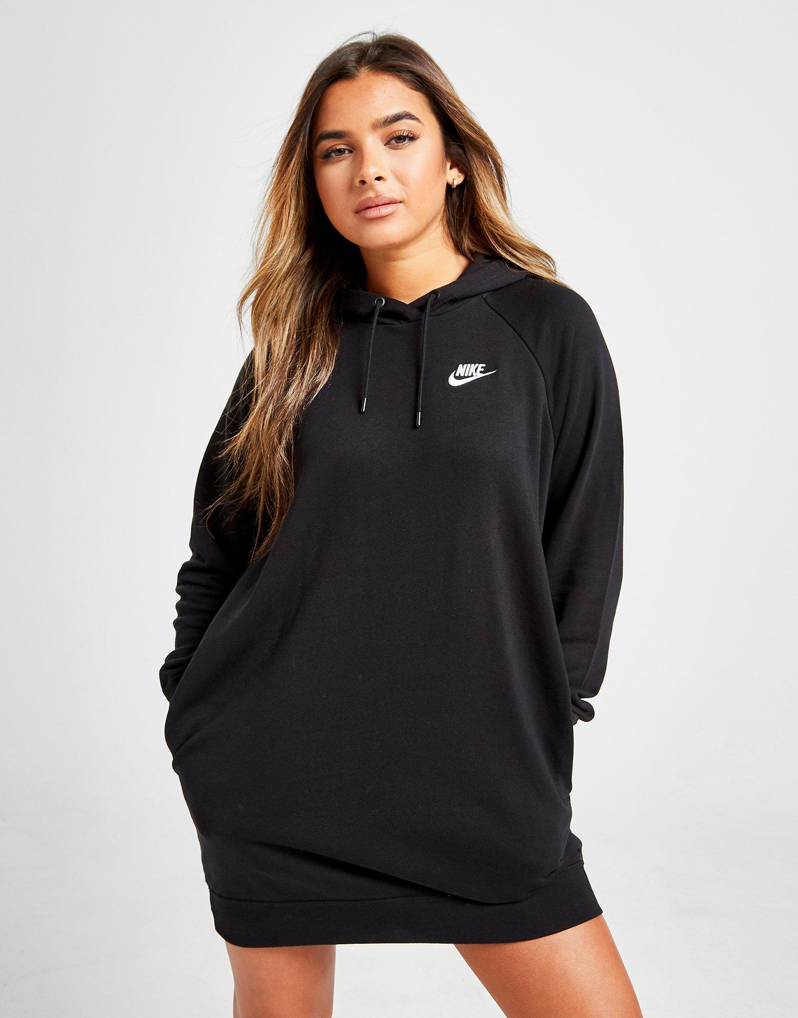 Black Nike Essential Overhead Hoodie 