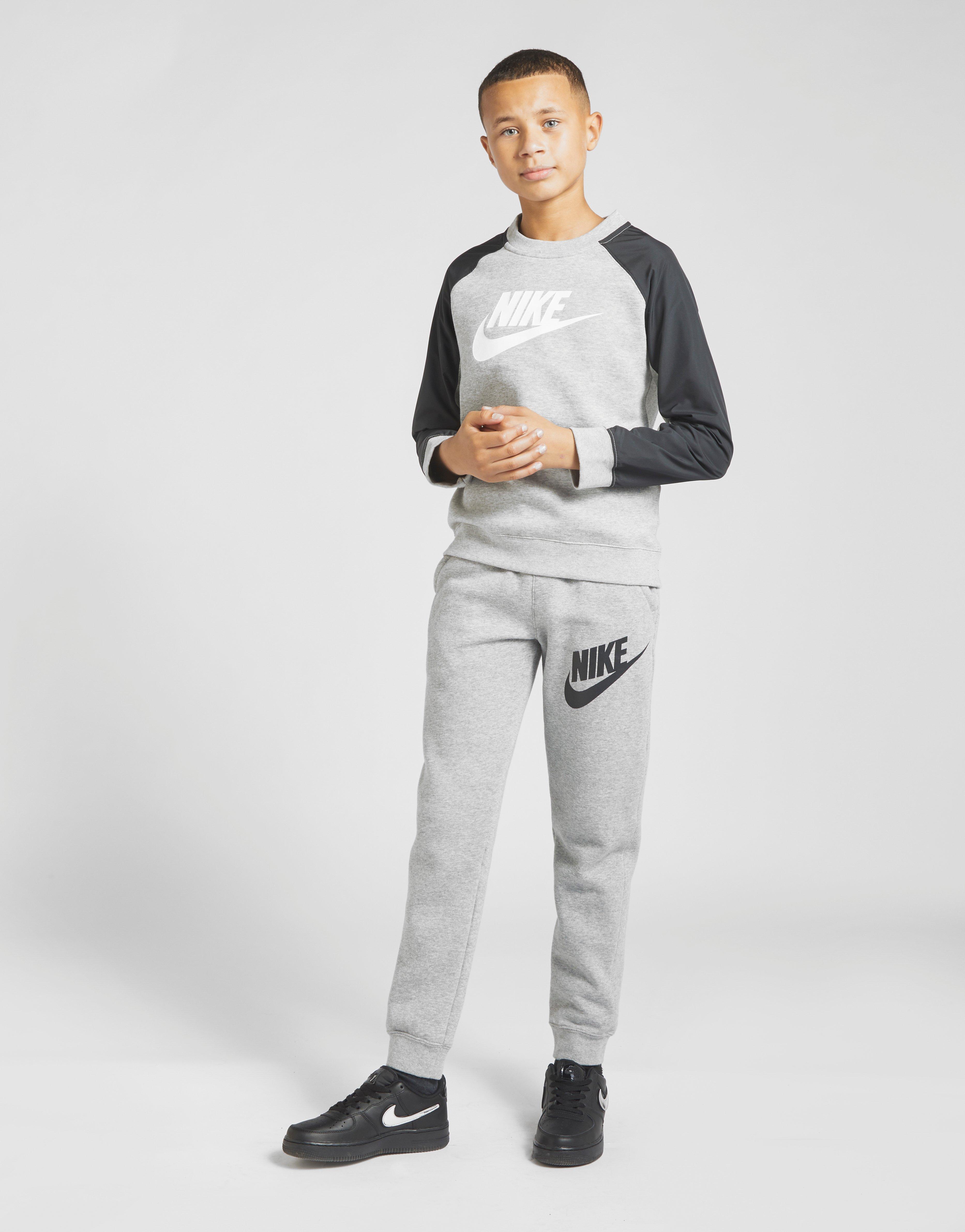 nike hybrid crew sweatshirt