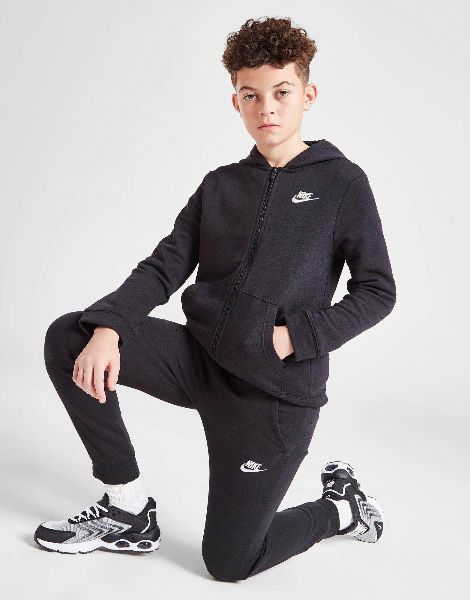 nike slim fit joggers junior